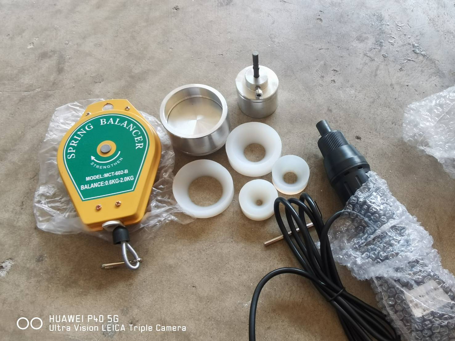 🌈12507 เครื่องปิดฝาขวดไฟฟ้า แบบมือถือ (10-50mm) 6 ชิ้น+ที่แขวน รุ่น SF-1550 หมุนฝา