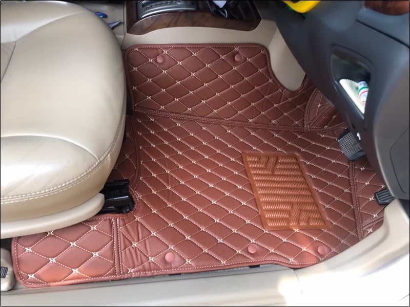 พรมปูพื้นรถยนต์ 6D ISUZU D-MAX 4ประตู ปี2005-11 พรม6D หนังหนานุ่ม เกรดA เต็มคัน (3ชิ้น) st