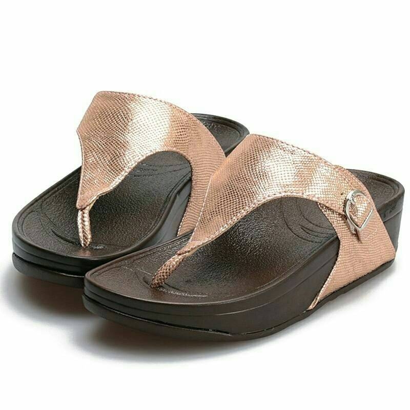 รองเท้าคีบ