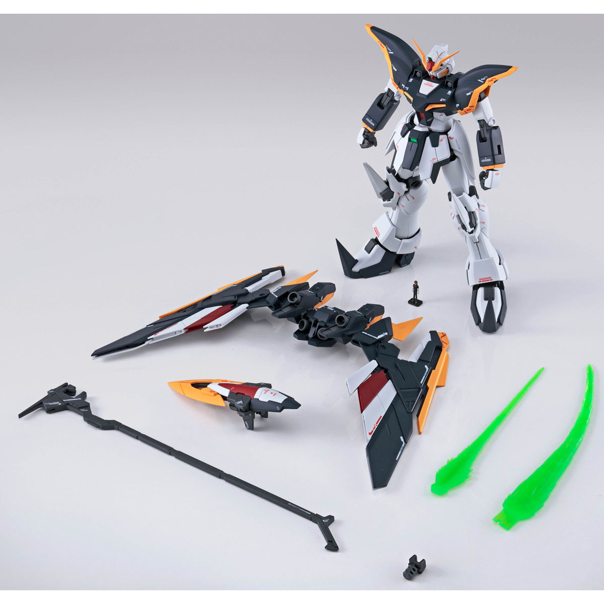 MG 1/100 GUNDAM DEATHSCYTHE EW (ROUSSETTE UNIT)