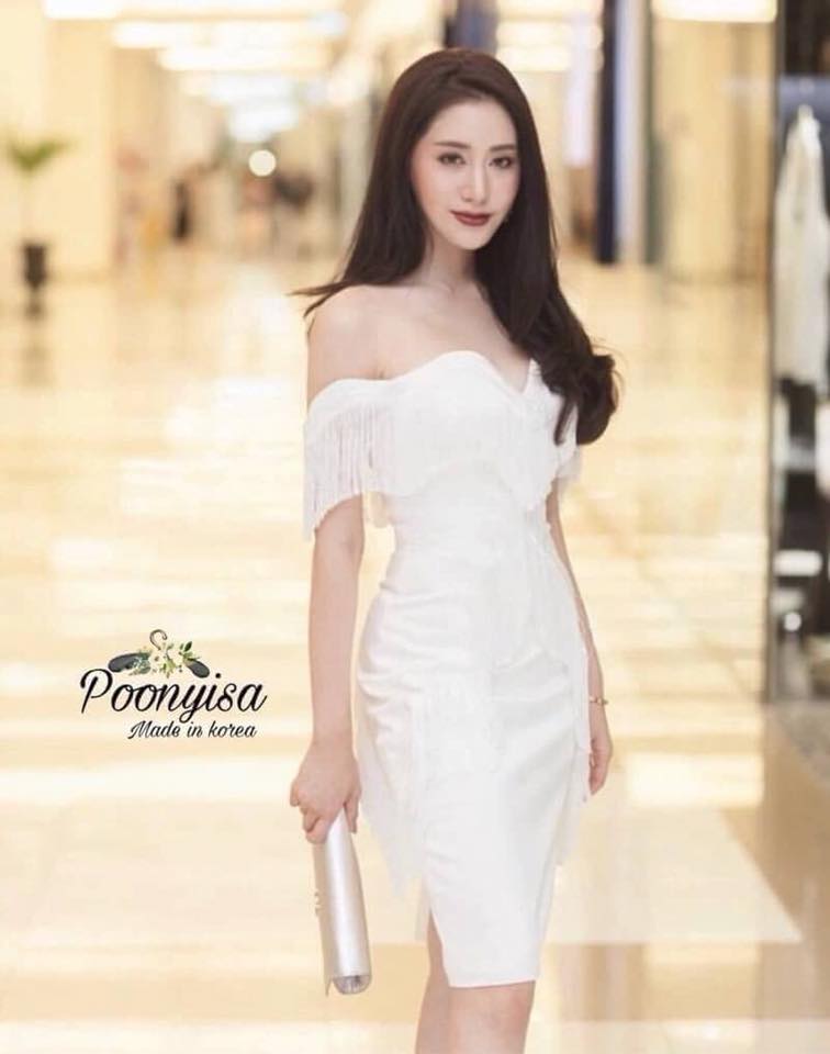 เดรสตัวสั้นปาดไหล่