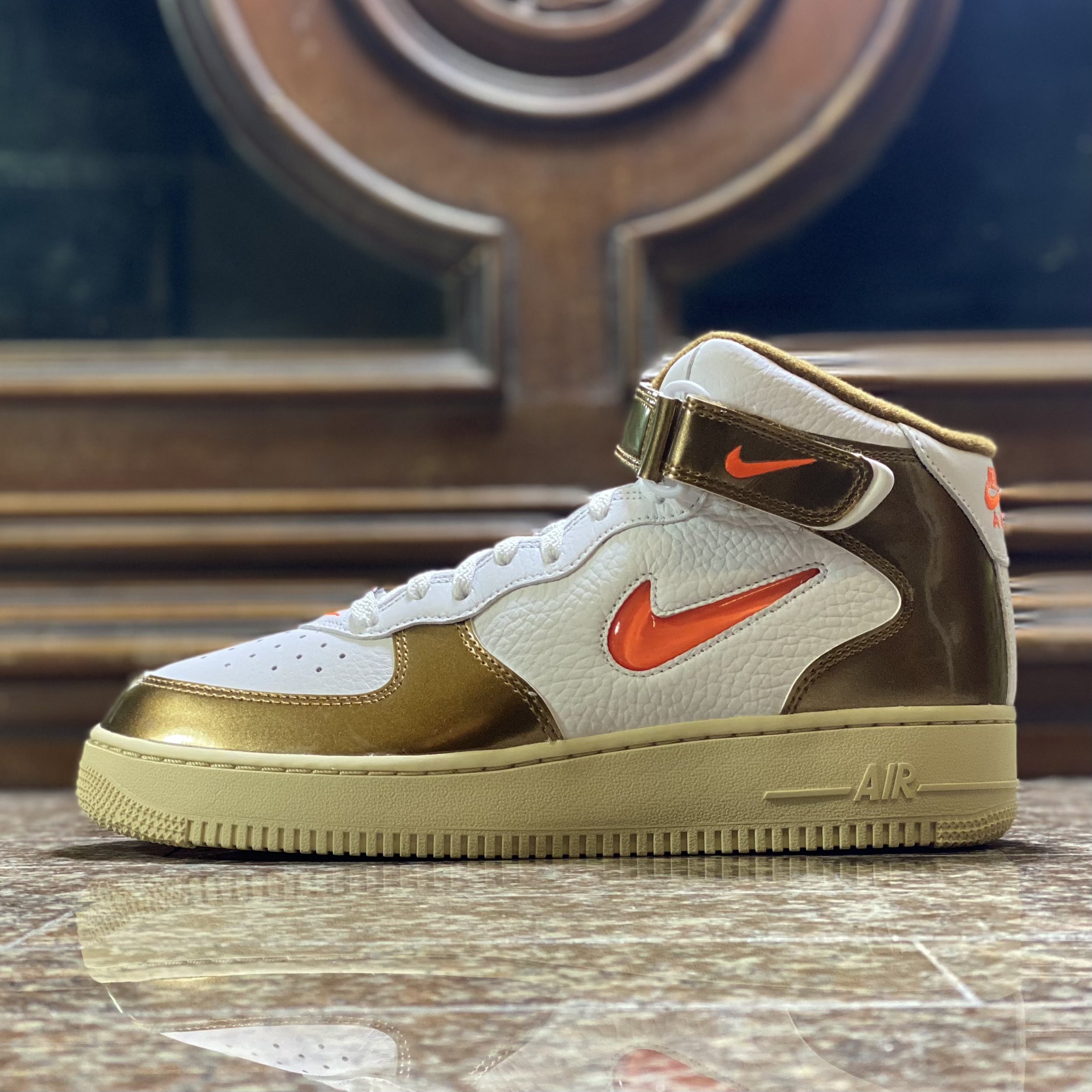 รองเท้า Nike Air Force 1 Mid ‘Ale Brown’ (M9/9.5/10/12US)