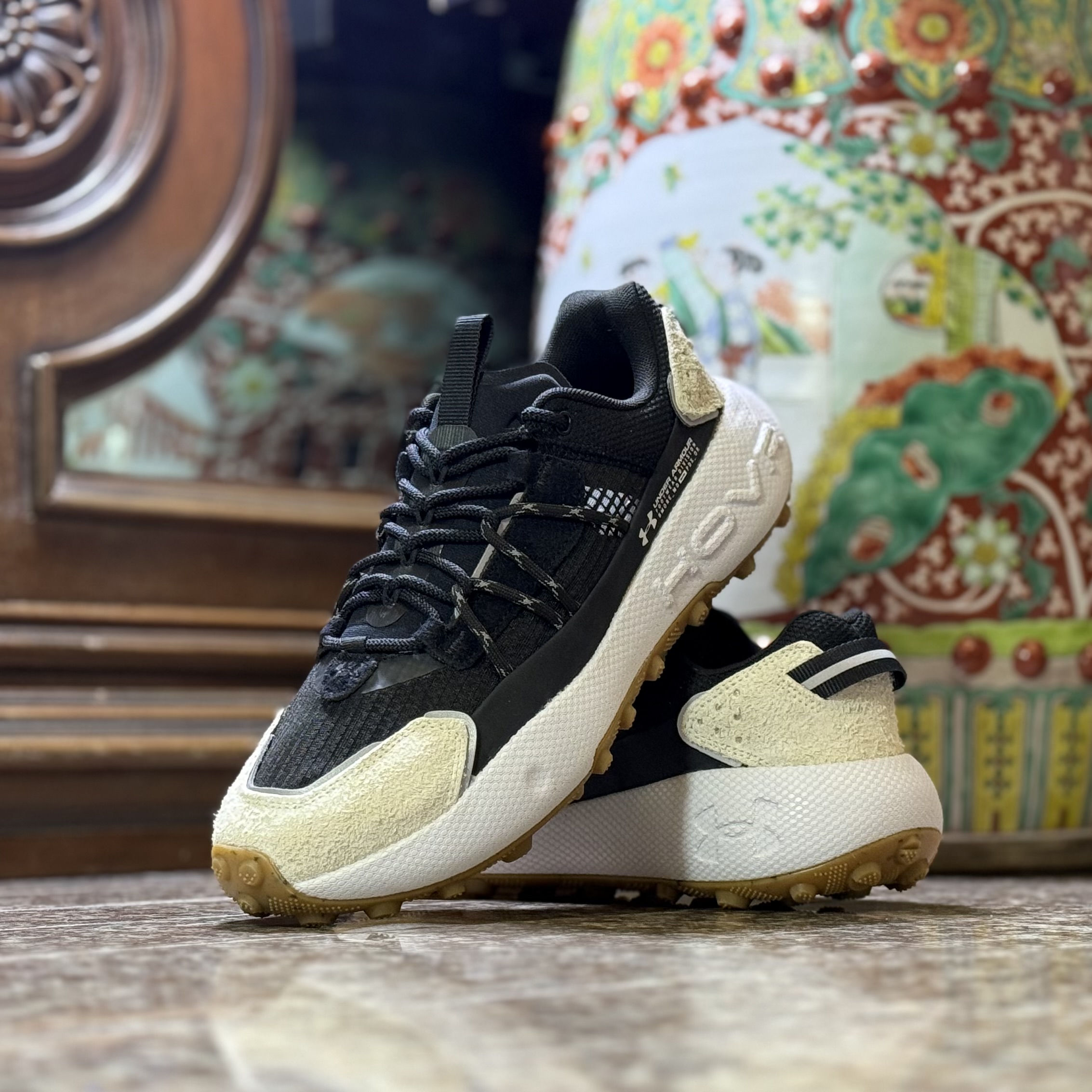 รองเท้าเดินป่า Under Armour Fat Tire Venture Pro (M8/9/9.5US)