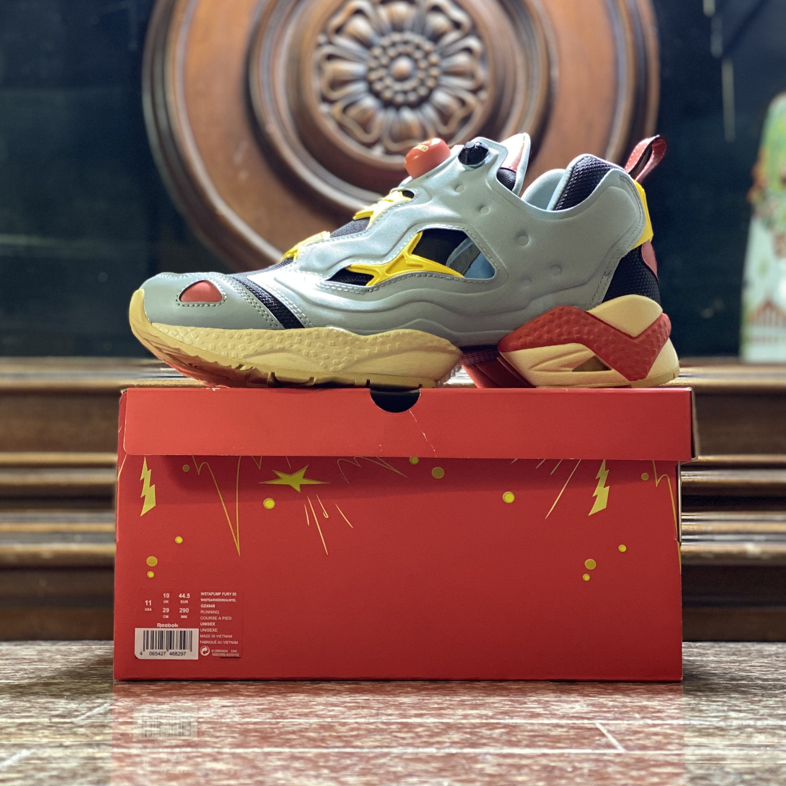 รองเท้า Reebok X Looney Tunes InstraPump Fury 95 ‘LIMITED’ (M7/7.5/8/8.5/9/11US)