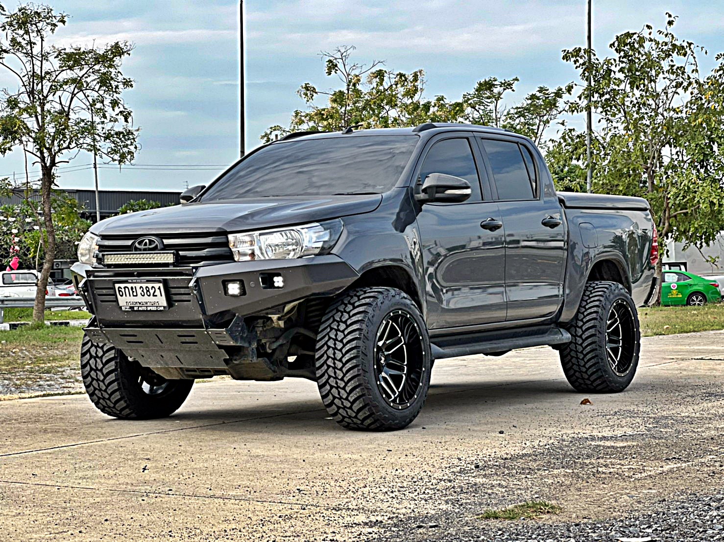 REVO ทรงเมกา ขอบ20 ที่ STEP9