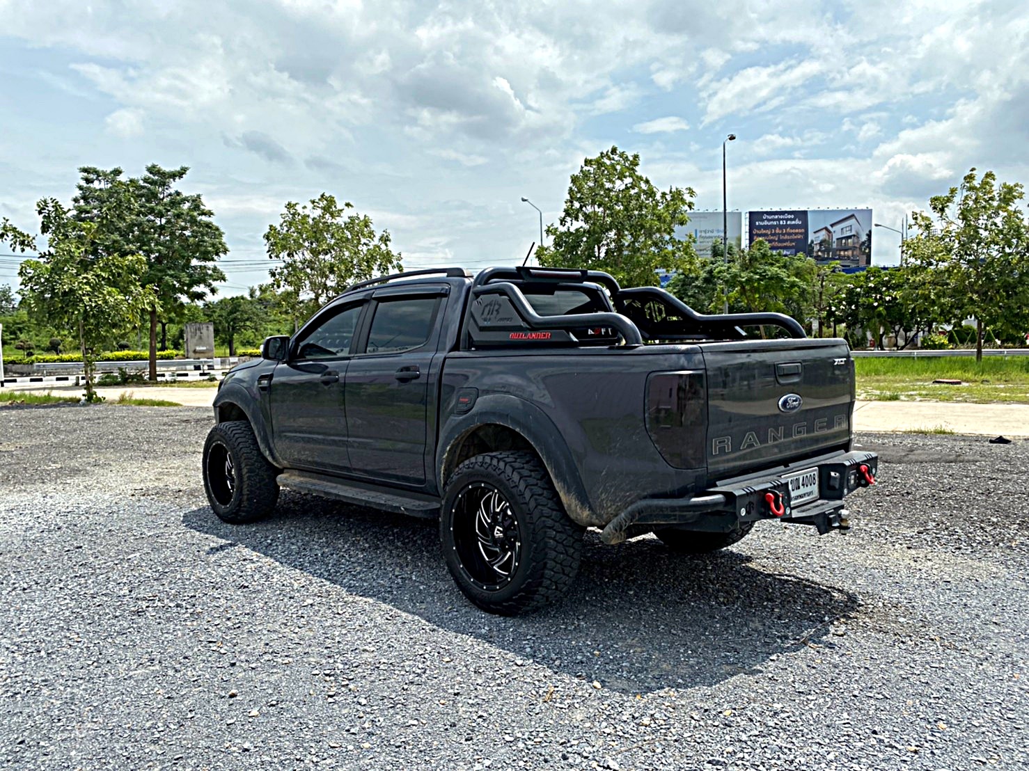 FORD จัดชุดใหม่ ทรงเมกาที่ STEP9