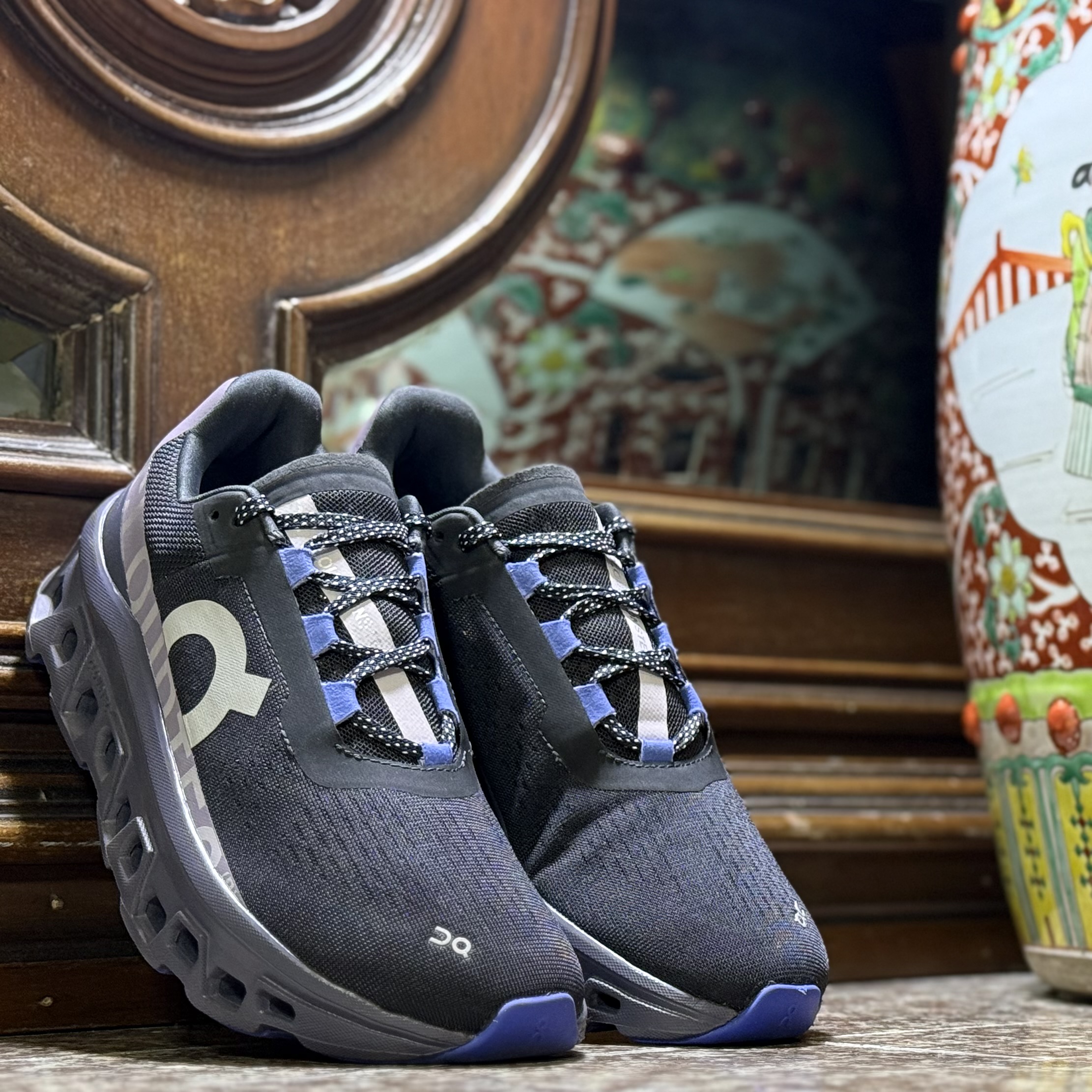 รองเท้าวิ่ง On CloudMonster ‘Magnet/Shark’ #มือ2 (W8.5US) Women