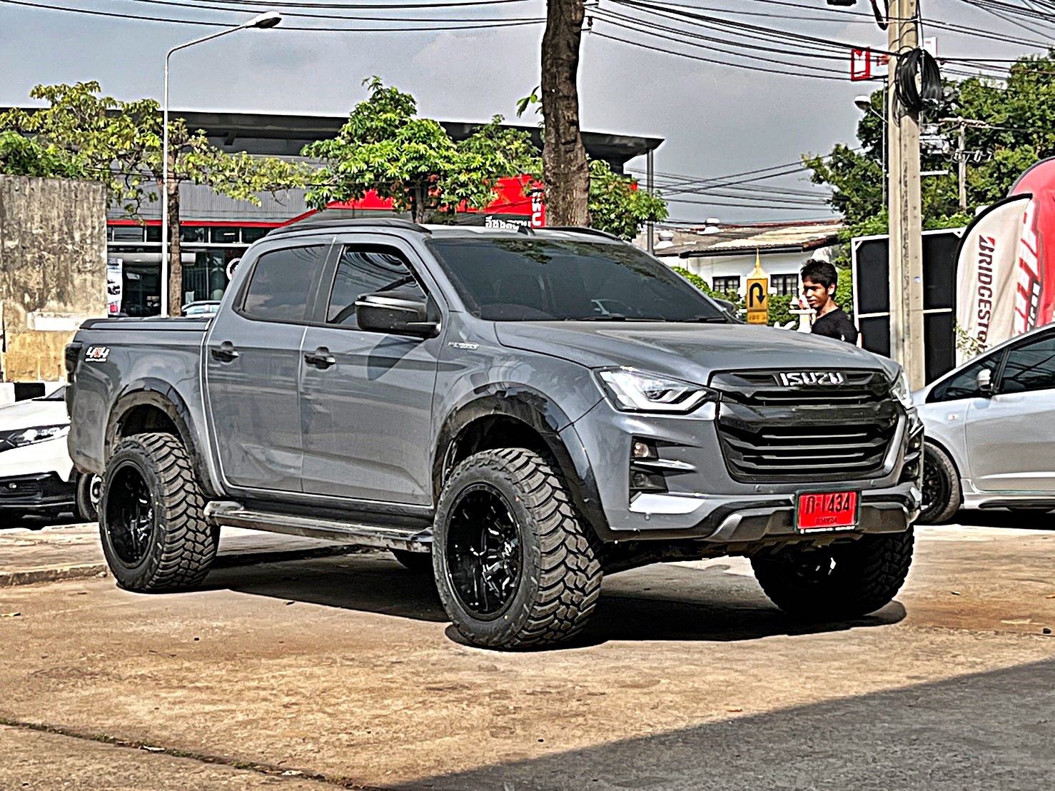 D-MAX ทรงเมกา จากอุธยา