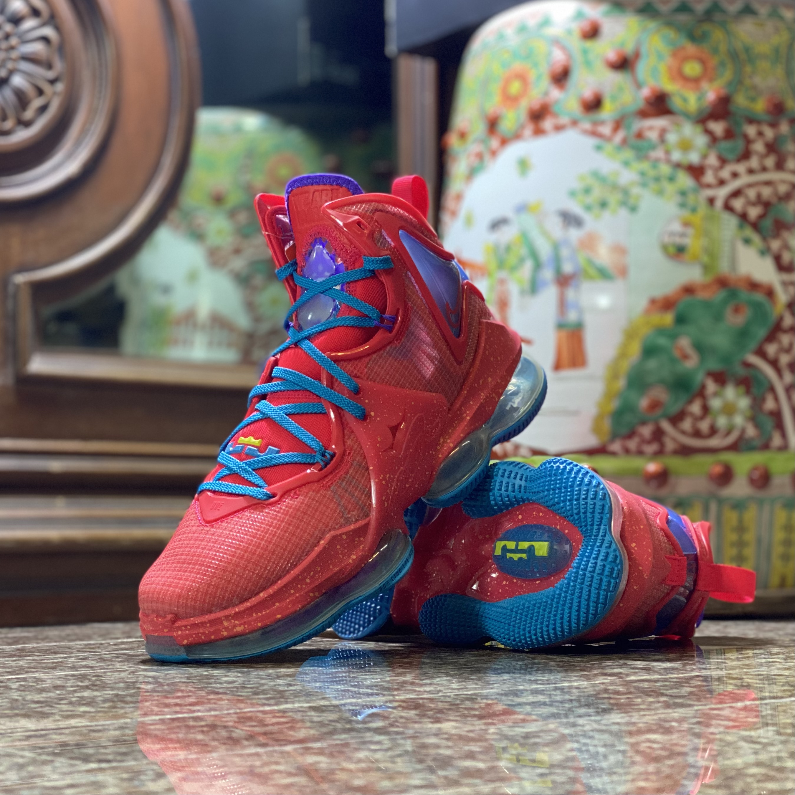 รองเท้าบาส Nike LeBron XIX ‘BRED’ (M9US)