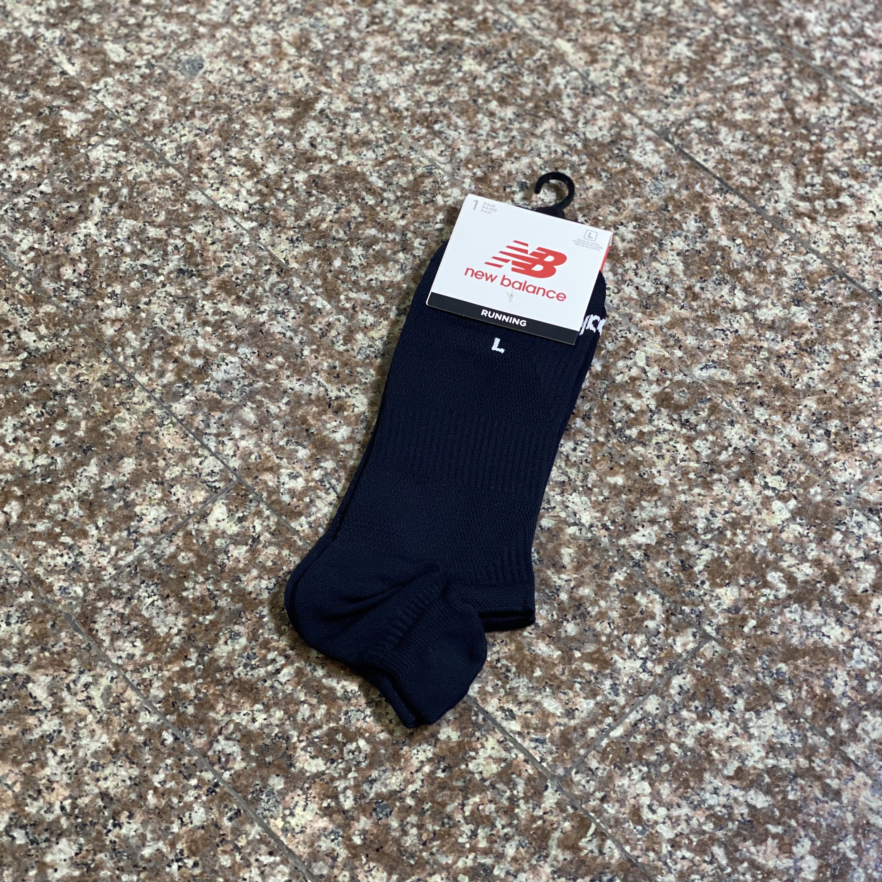ถุงเท้าวิ่ง New Balance Running Socks ‘BLACK’ (M,L)