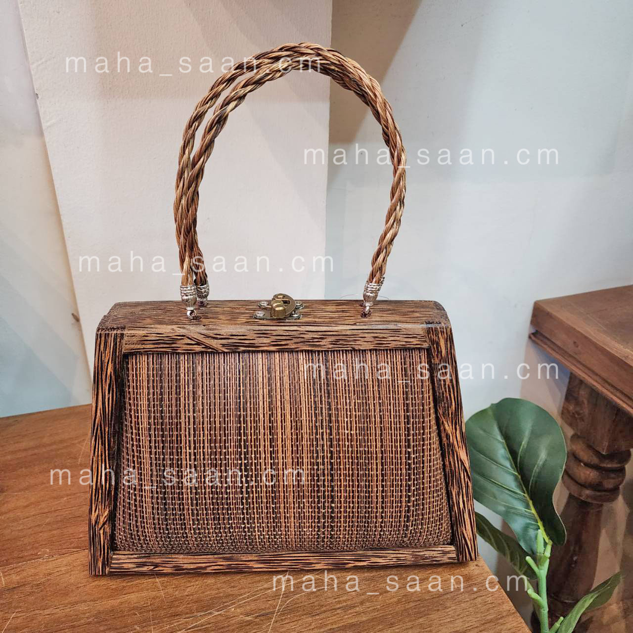 กระเป๋าตาลโตนด คล้องแขน แต่งกรอบไม้ งานแฮนด์เมด 💒