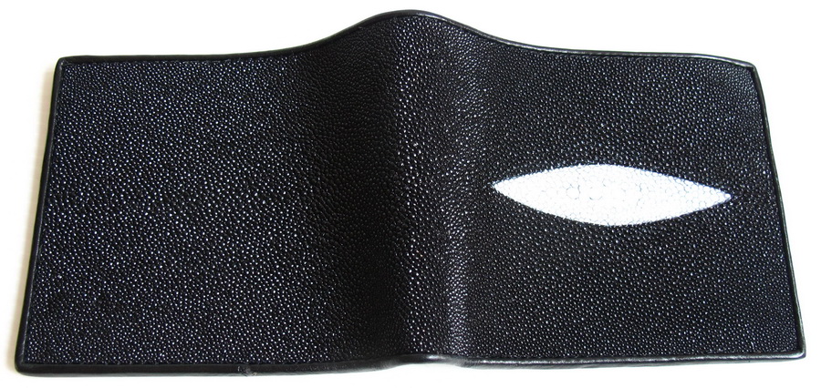 กระเป๋าสตางค์หนังปลากระเบนแท้1ตา แบบสั้น สีดำ