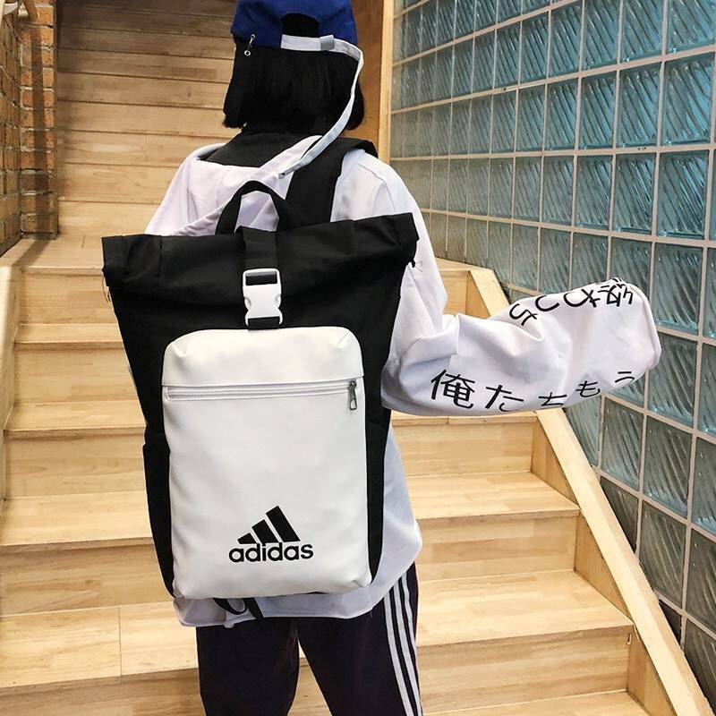 กระเป๋าสะพายเป้ใบใหญ่ สไตล์ sport