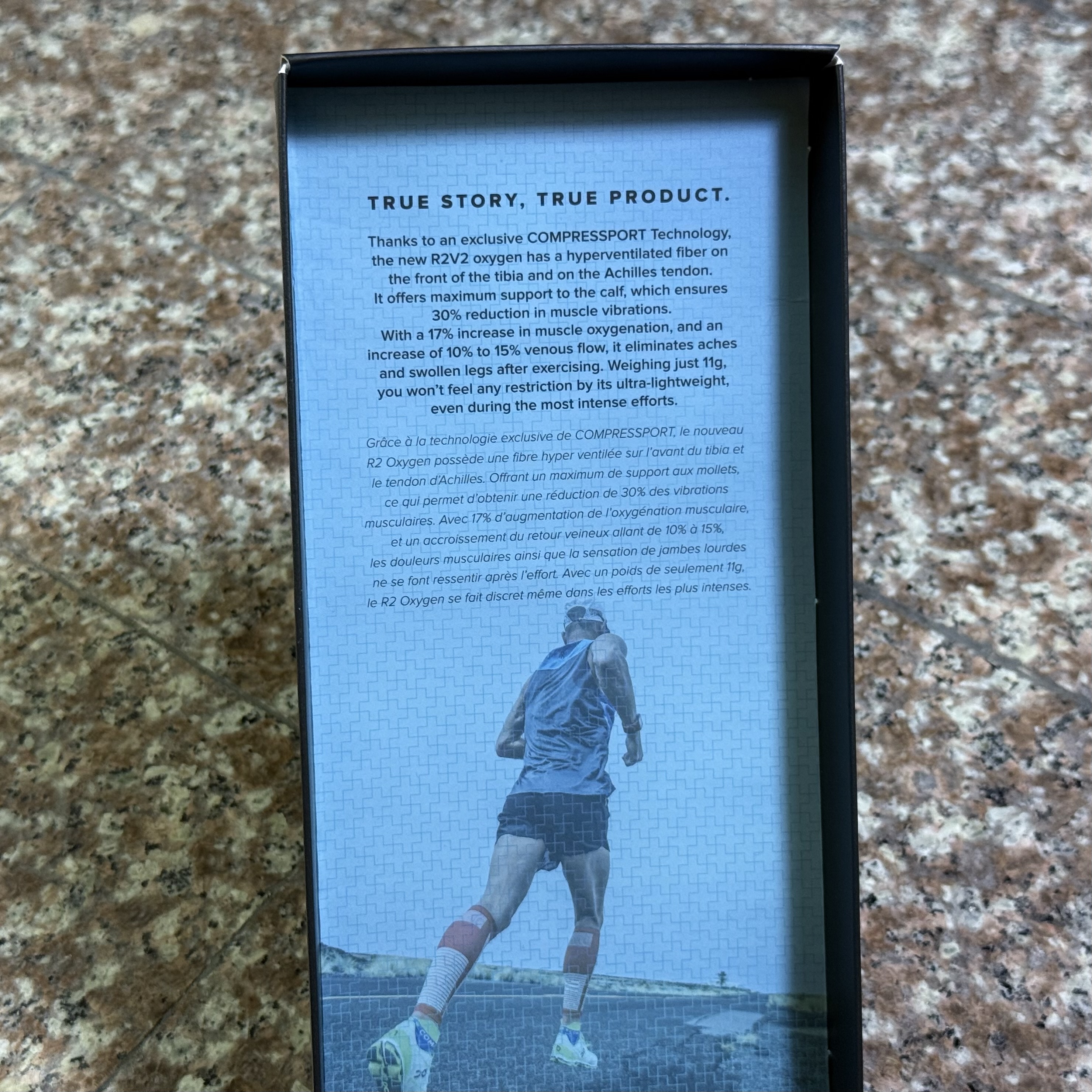 ซัพพอร์ตน่อง Compressport R2 Oxygen Calf Sleeve (T3,T4)