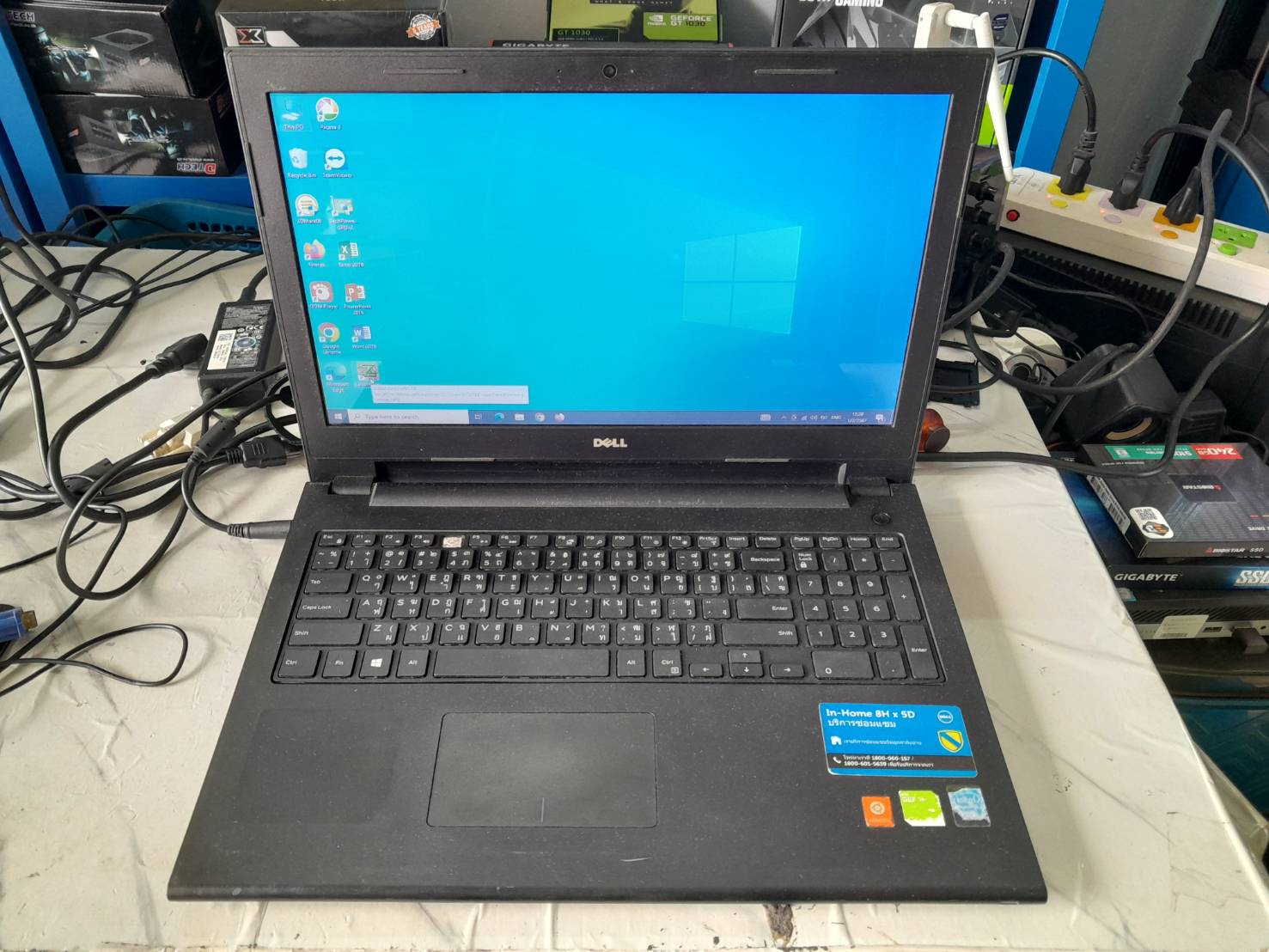 (มือ2 เกรด B มีตำหนิลดราคา ) โน๊ตบุ๊ค DELL I7 RAM8G SSD240G