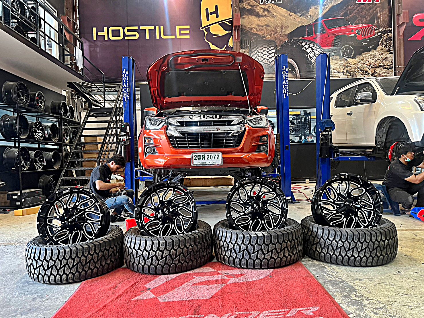 ISUZU D-MAX แต่งทรงเมกาที่ STEP9