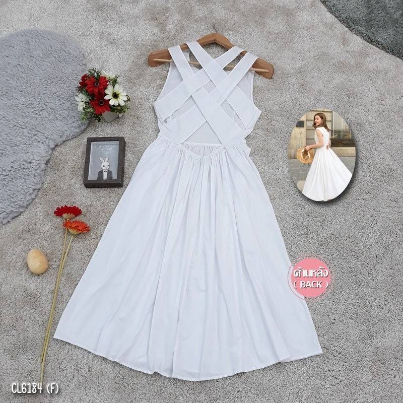 เดรสแขนกุด แต่งสายไขว้ด้านหลัง