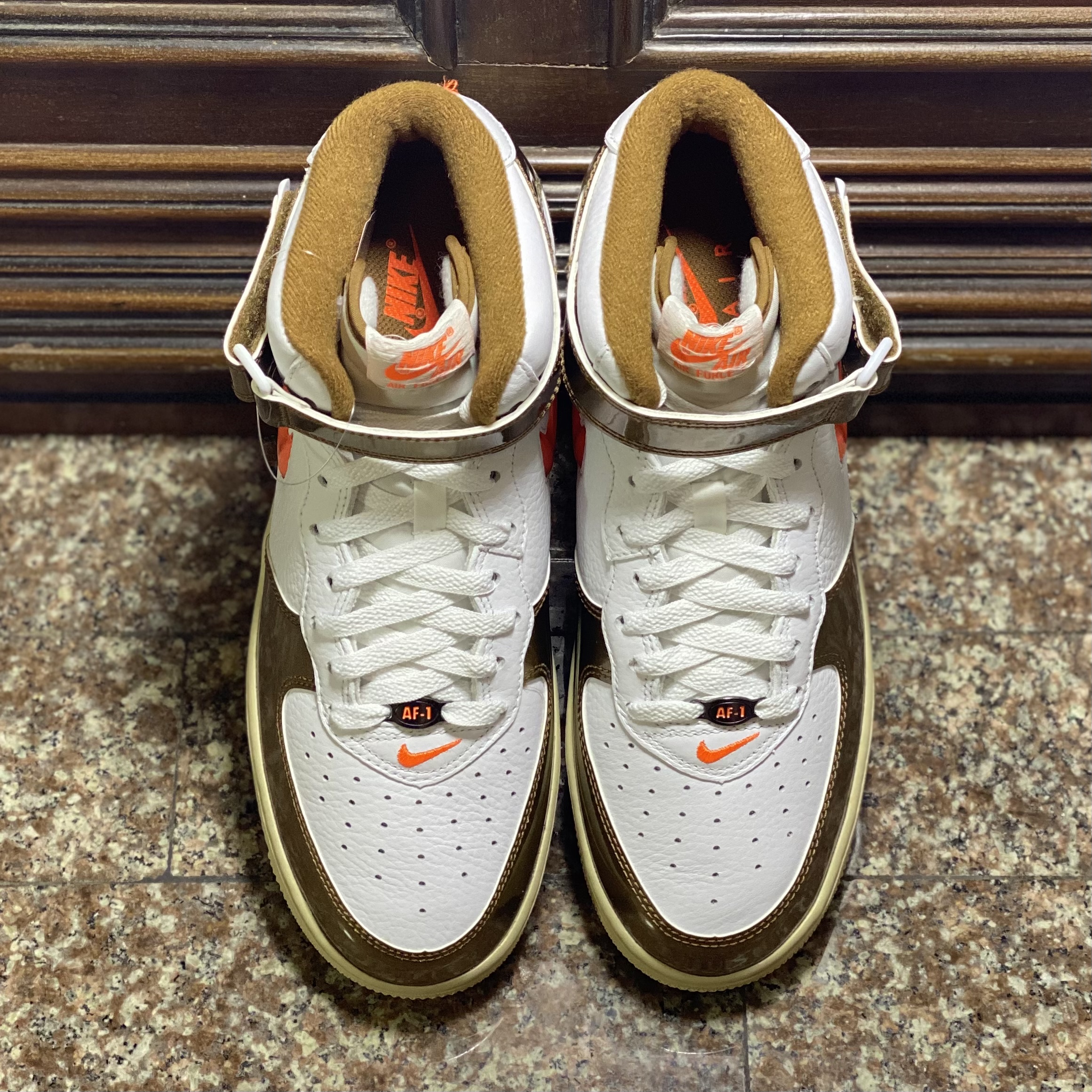 รองเท้า Nike Air Force 1 Mid ‘Ale Brown’ (M9/9.5/10/12US)