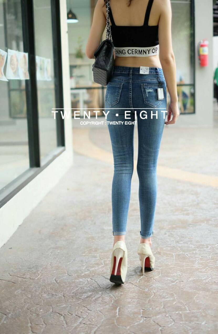 กางเกงผ้ายีนส์ยืด