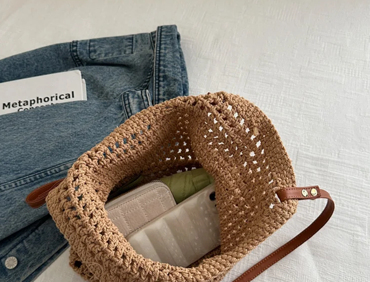 กระเป๋าสะพายมินิมอลน่ารักๆ สำหรับเที่ยวทะเล ไปคาเฟ่ถ่ายรูปเก๋ๆ 📸