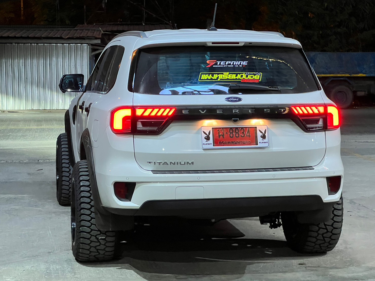FORD EVEREST NEXTGEN ชุมพร แต่งทรงเมกาที่ STEP9