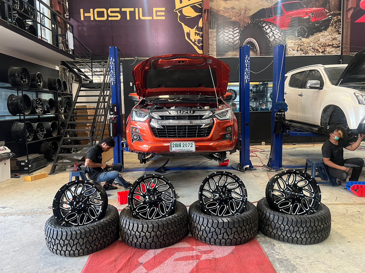 ISUZU D-MAX แต่งทรงเมกาที่ STEP9