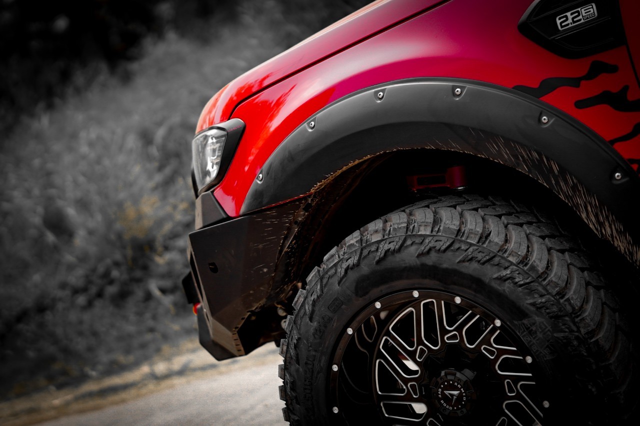 FORD RANGER แต่งทรงเมกาที่ STEP9