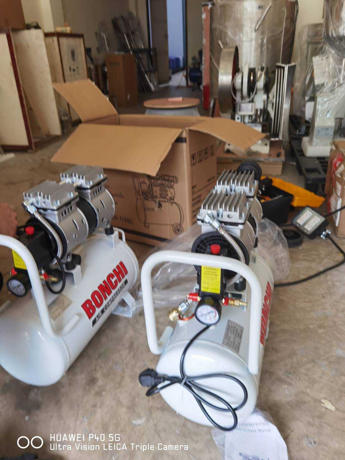 14843 ปั๊มลมเก็บเสียง BONCHI. 30 ลิตร