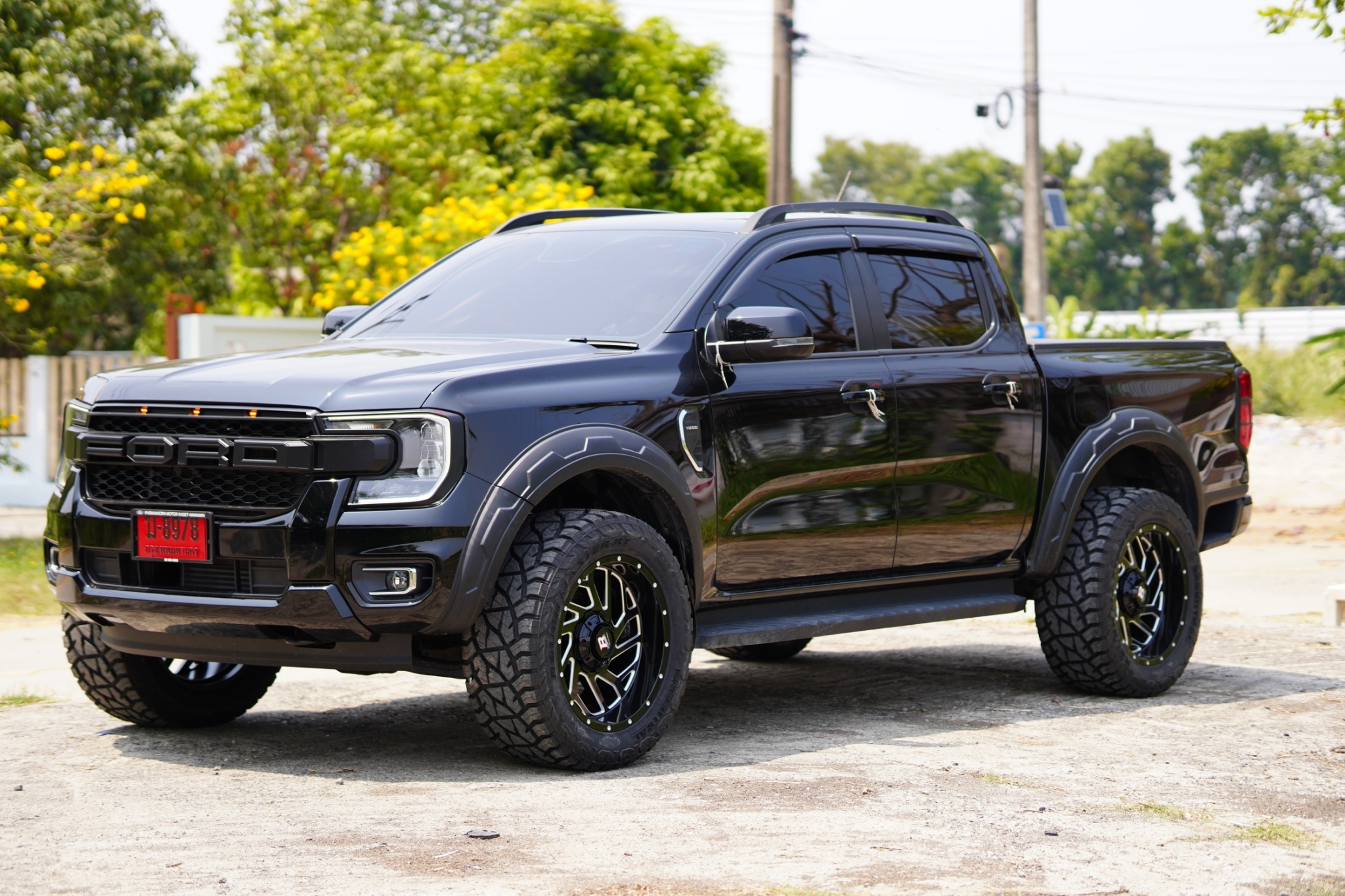 FORD RANGER NEXTGEN เดิมๆไม่ยก แต่งเมกาที่ STEP9