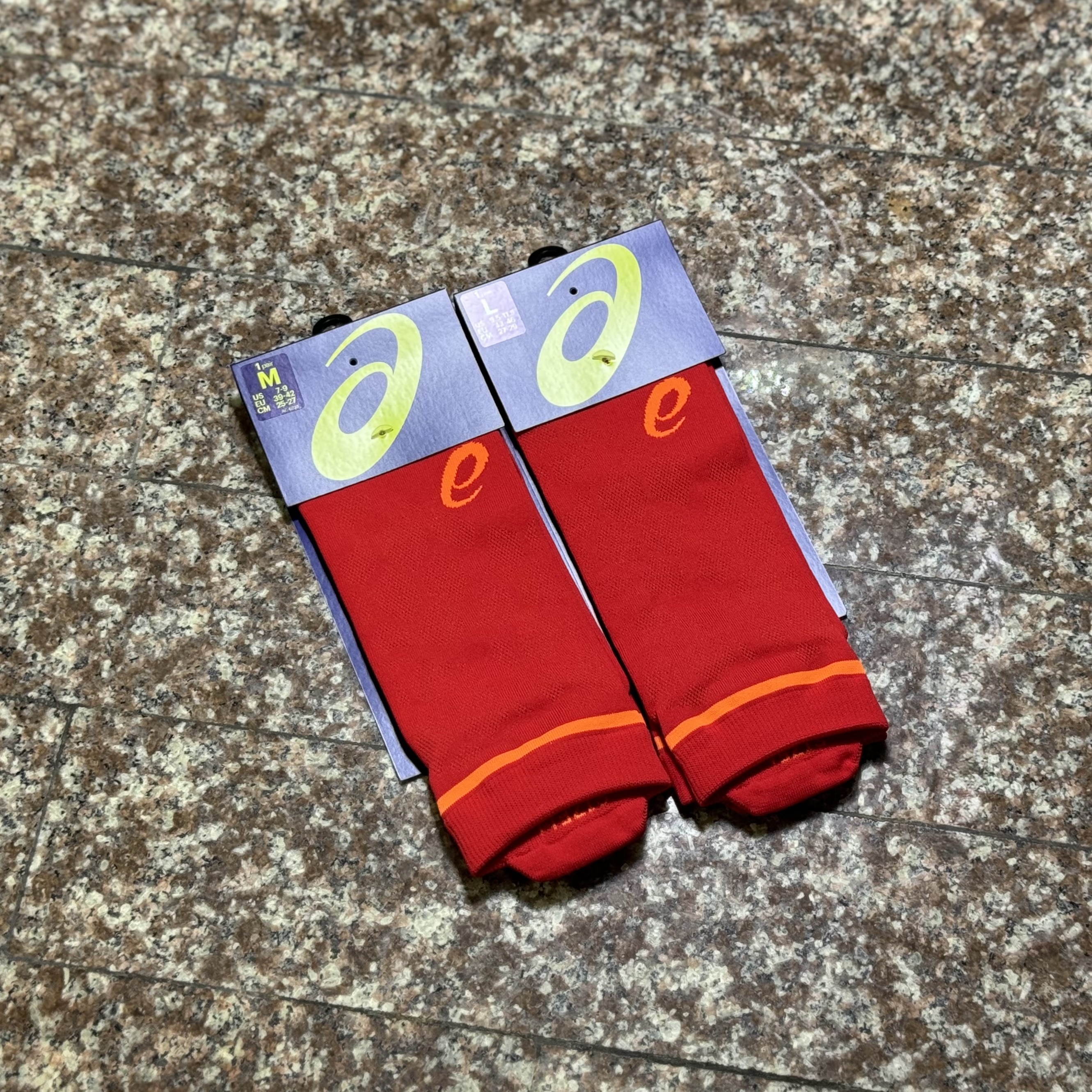 ถุงเท้าวิ่ง ASICS Fast Single Tab Running Socks ‘RED’ (M,L)
