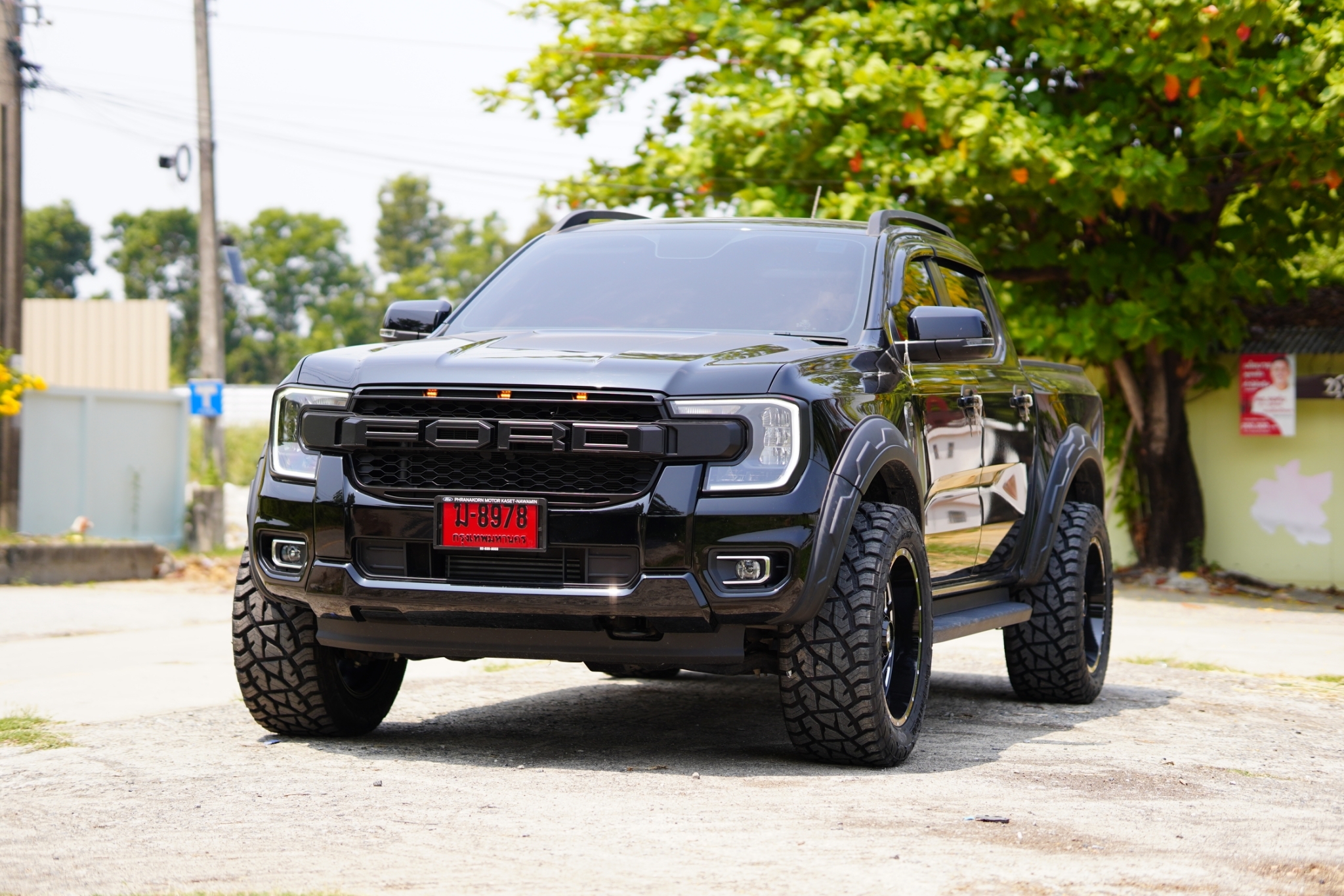 FORD RANGER NEXTGEN เดิมๆไม่ยก แต่งเมกาที่ STEP9