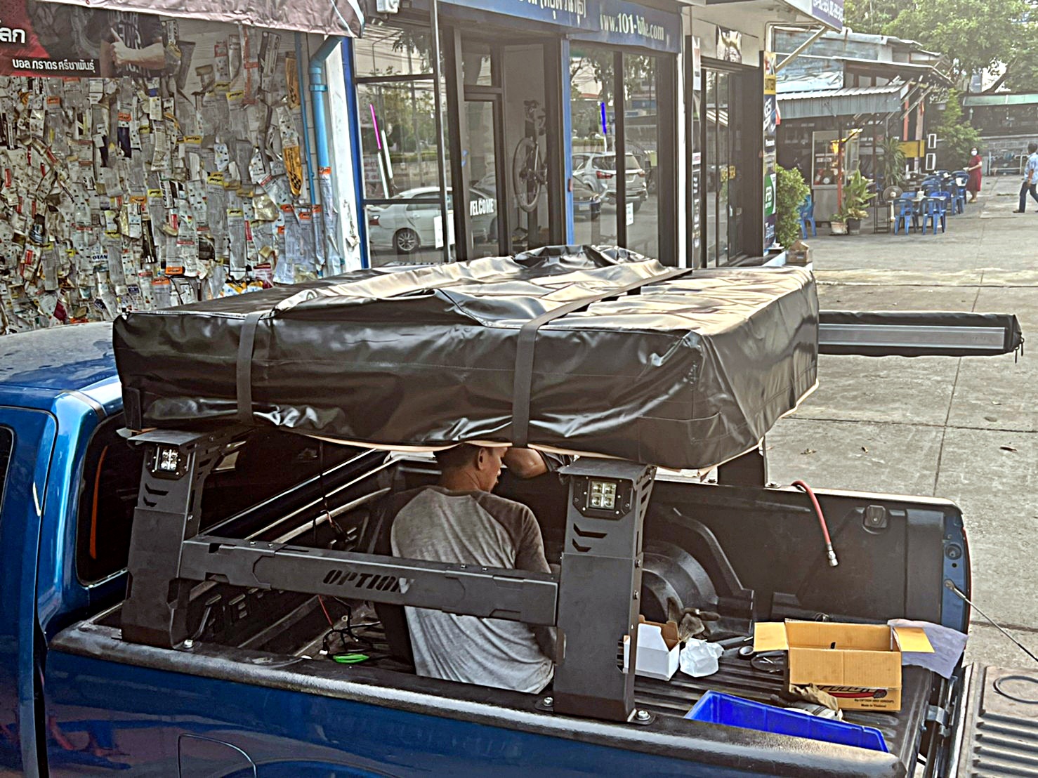 NISSAN_NAVARA_แปลงร่าง ทรงเมกา