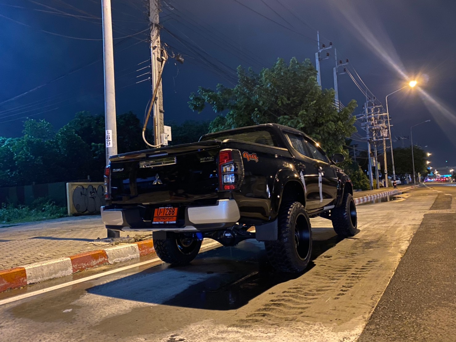 TRITON 4X4 จัดทรงเมกา