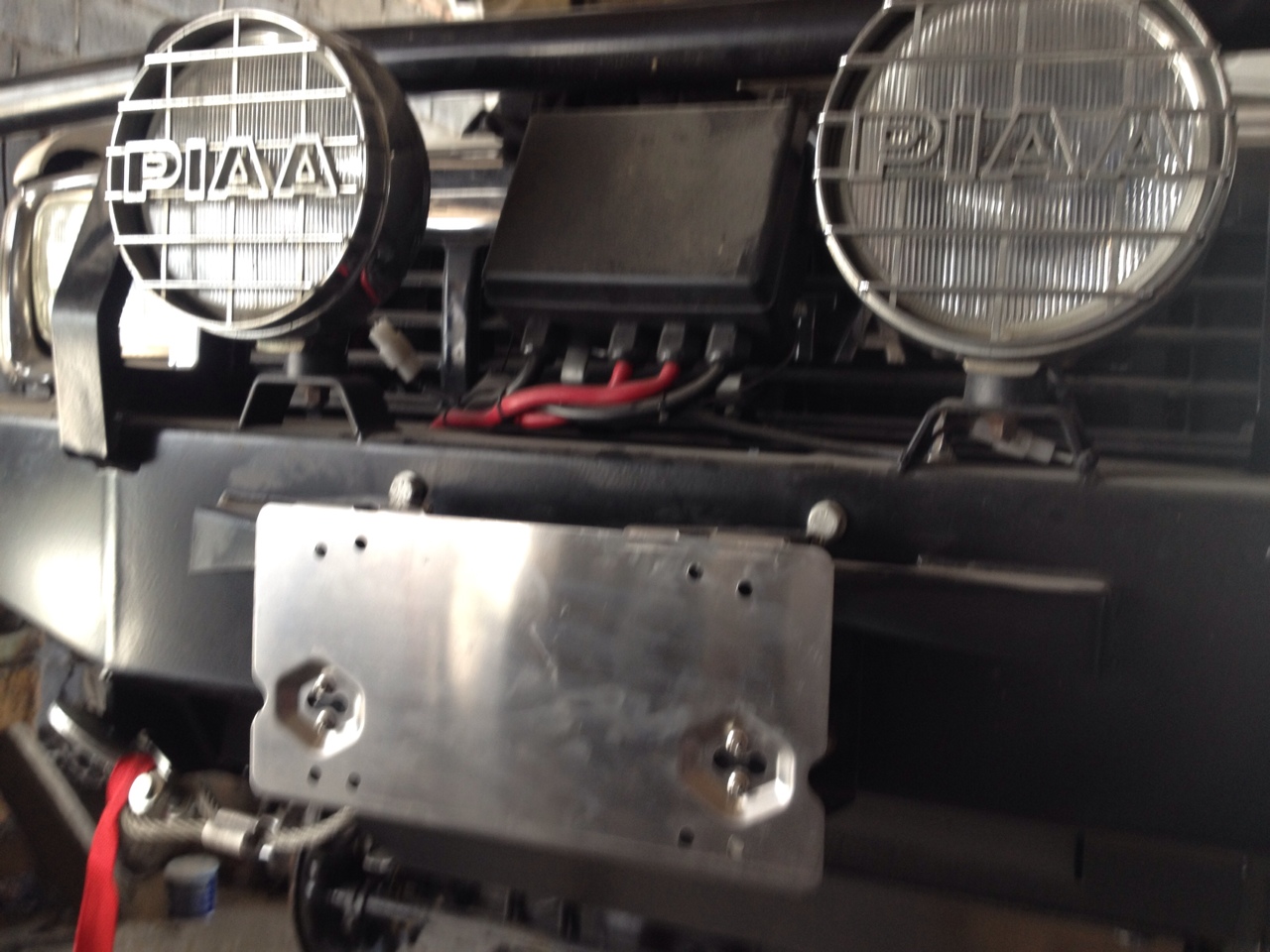 แผ่นกระดกป้ายทะเบียน