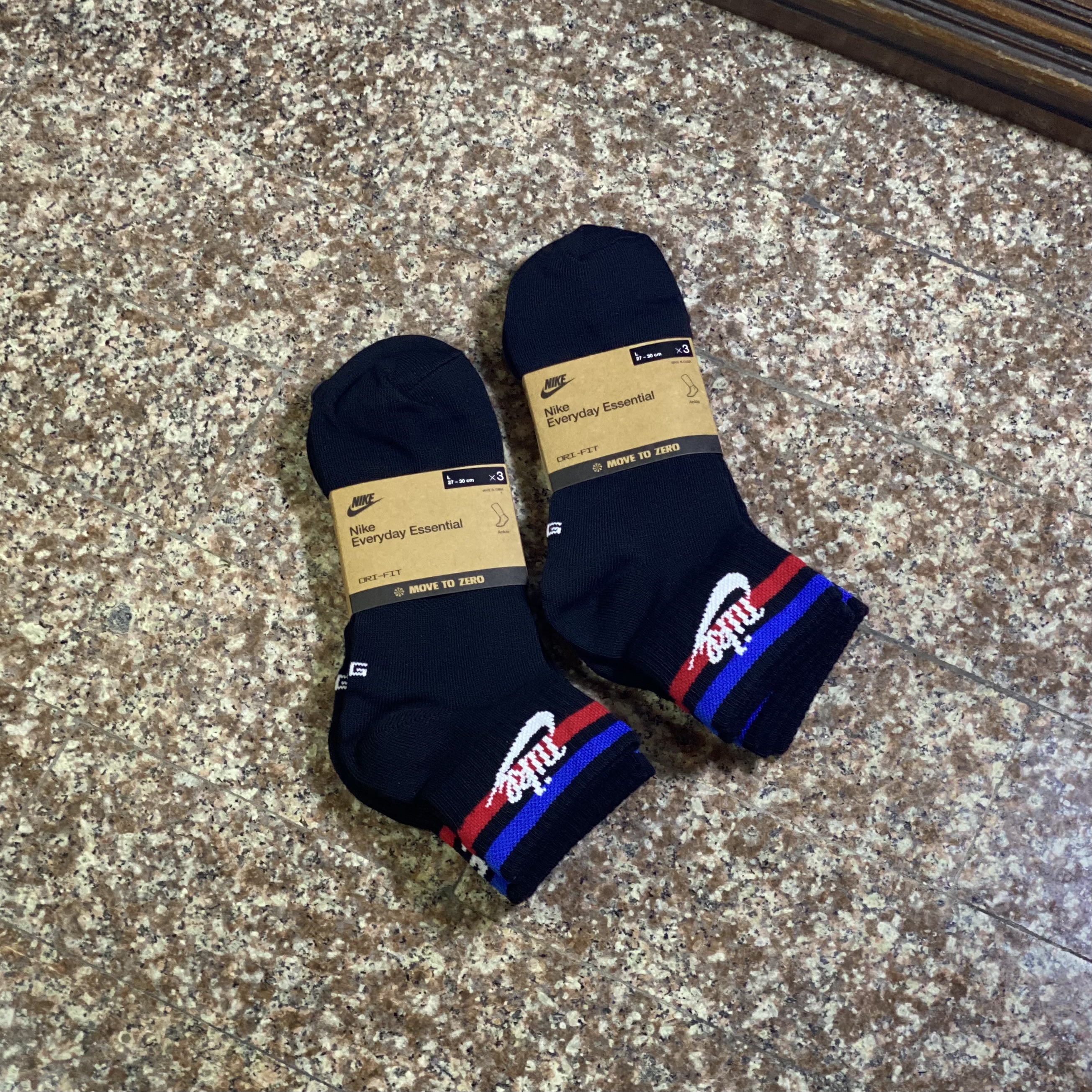 ถุงเท้า Nike EveryDay Essential Graphic Socks #แพค3คู่ (M,L)