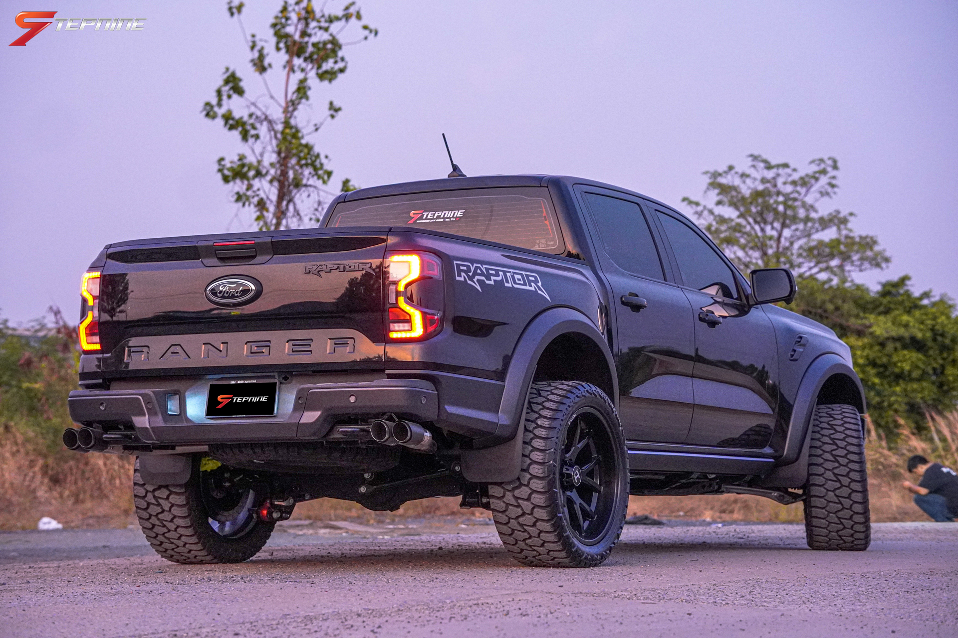 FORD RAPTOR NEXT-GEN ทรงเมกา ของแต่งแท้ทั้งคัน