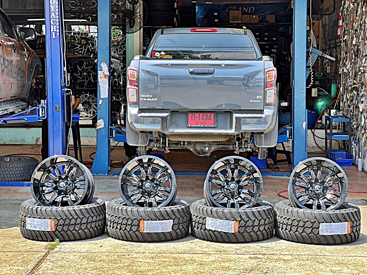 D-MAX ทรงเมกา จากอุธยา