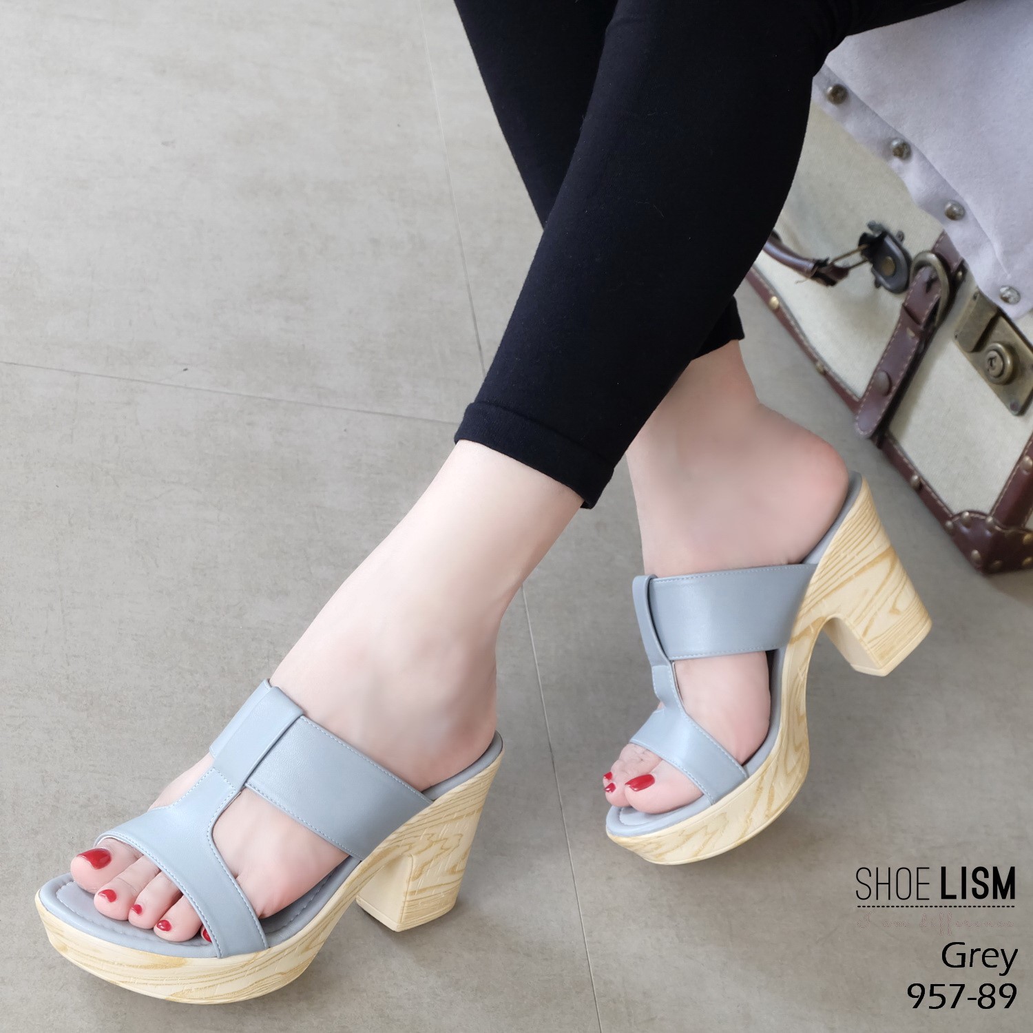 รองเท้าส้นตึก