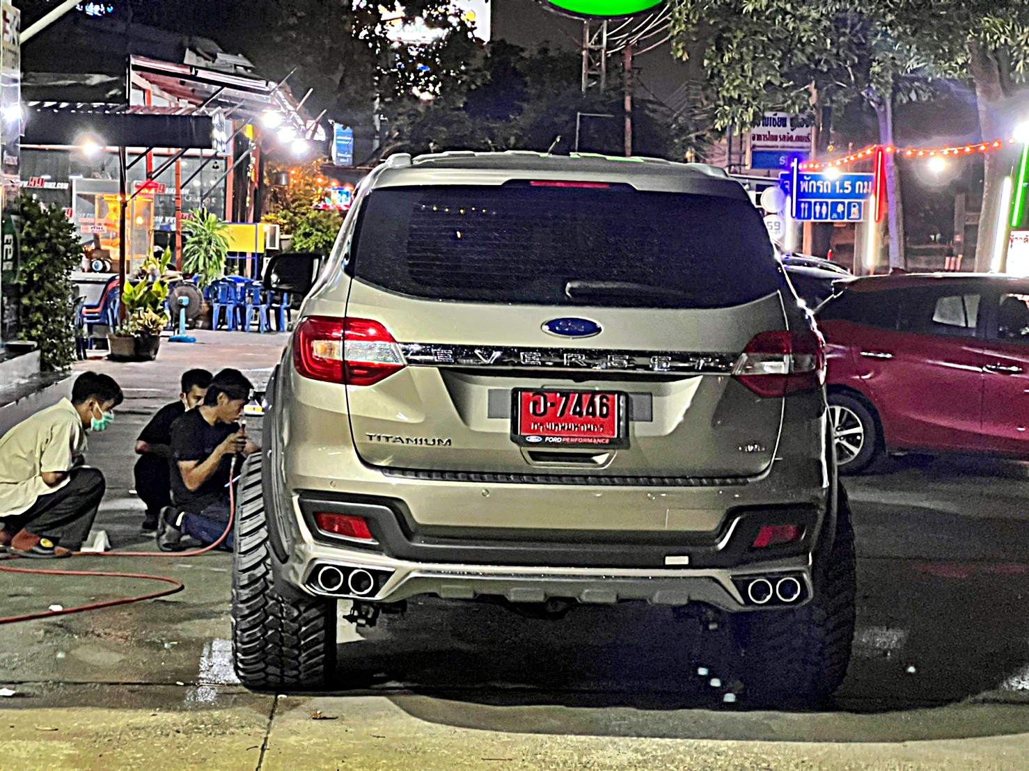 FORD_EVEREST_ทรงเมกา ที่ STEP9