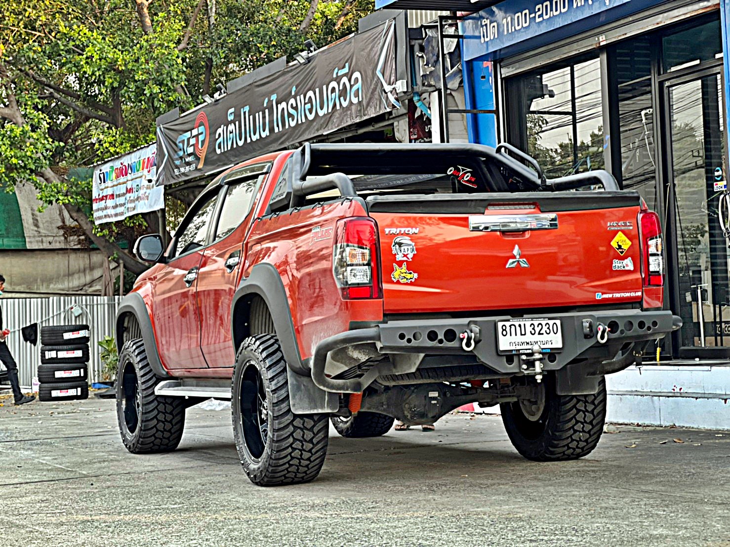 TRITON ทรงเมกา