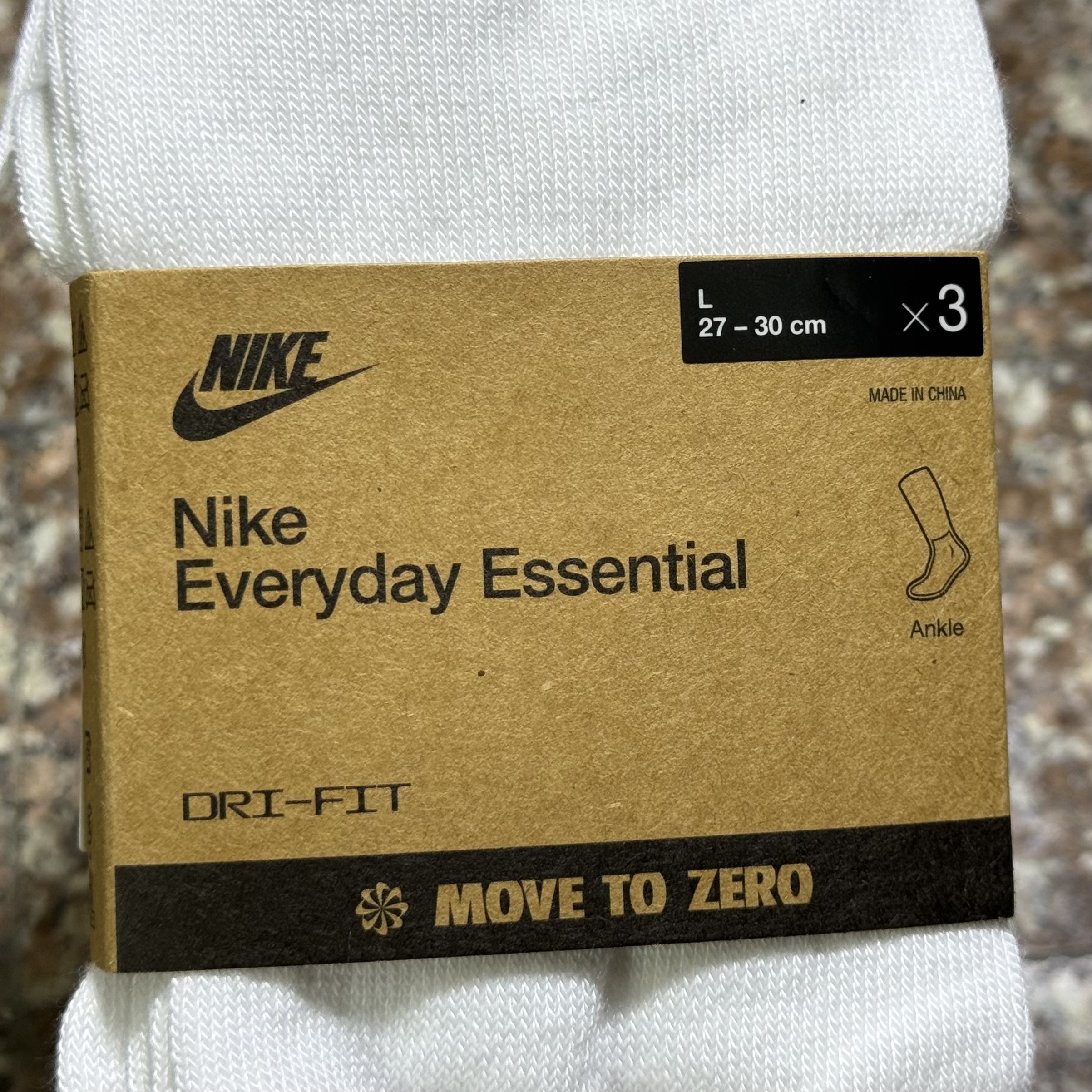 ถุงเท้า Nike EveryDay Essential Graphic Socks #แพค3คู่ (L)
