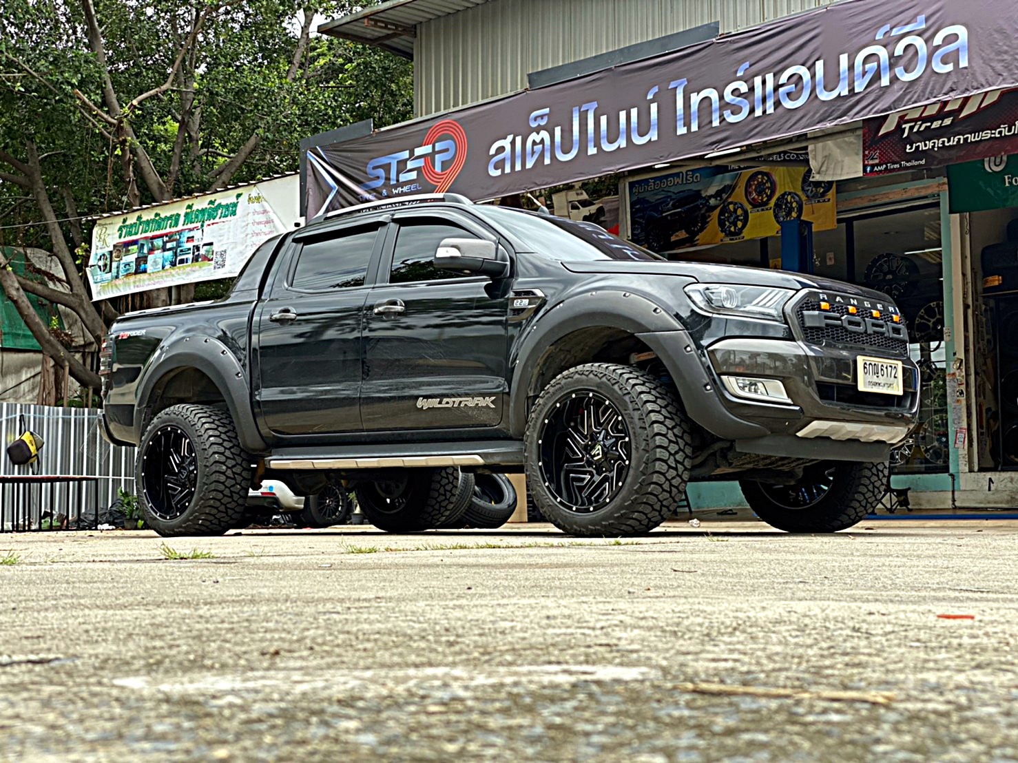 FORD WILDTRAK จัดทรงเมกาที่ STEP9