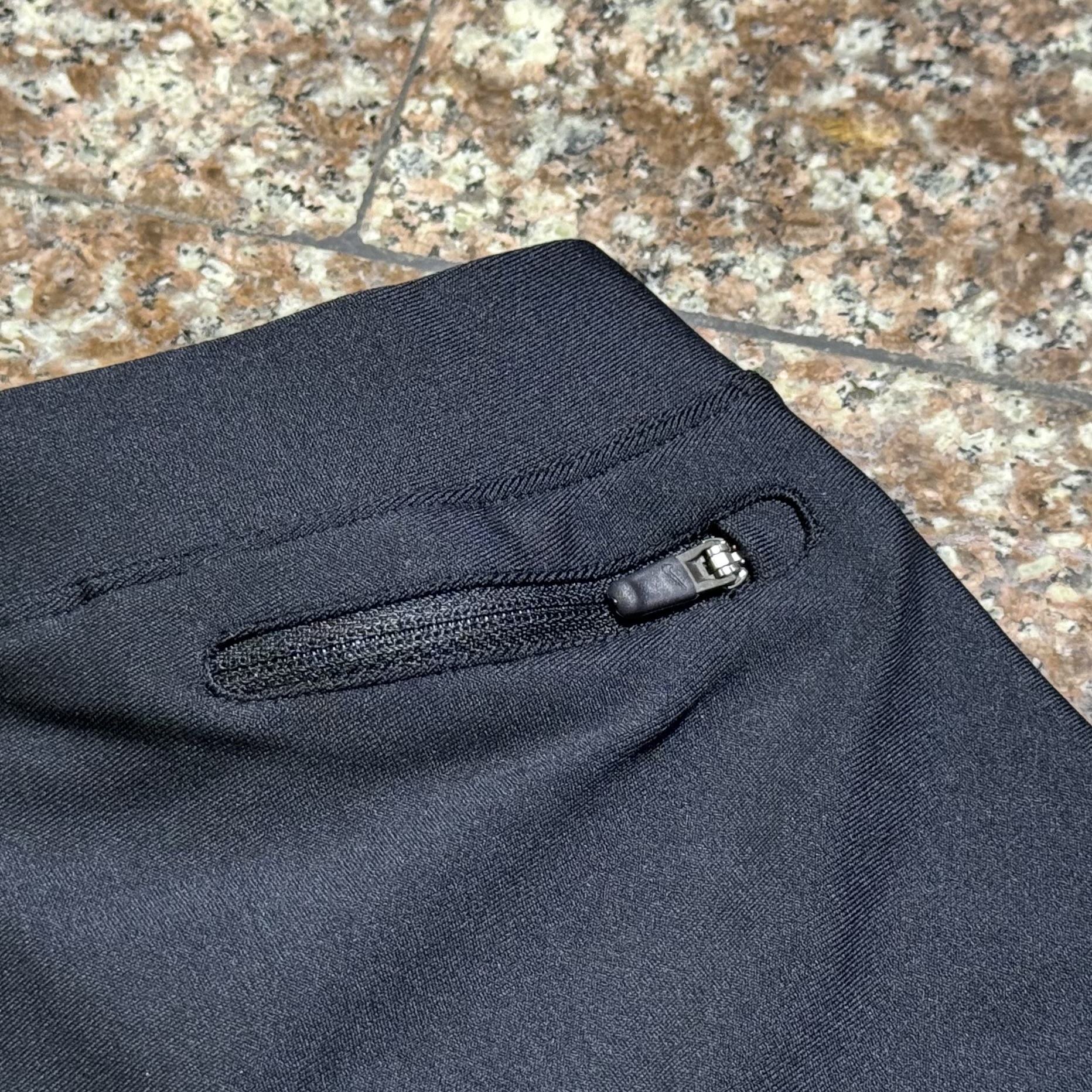 กางเกงวิ่ง Nike Dri-Fit Running Long Tights (S,M,L)