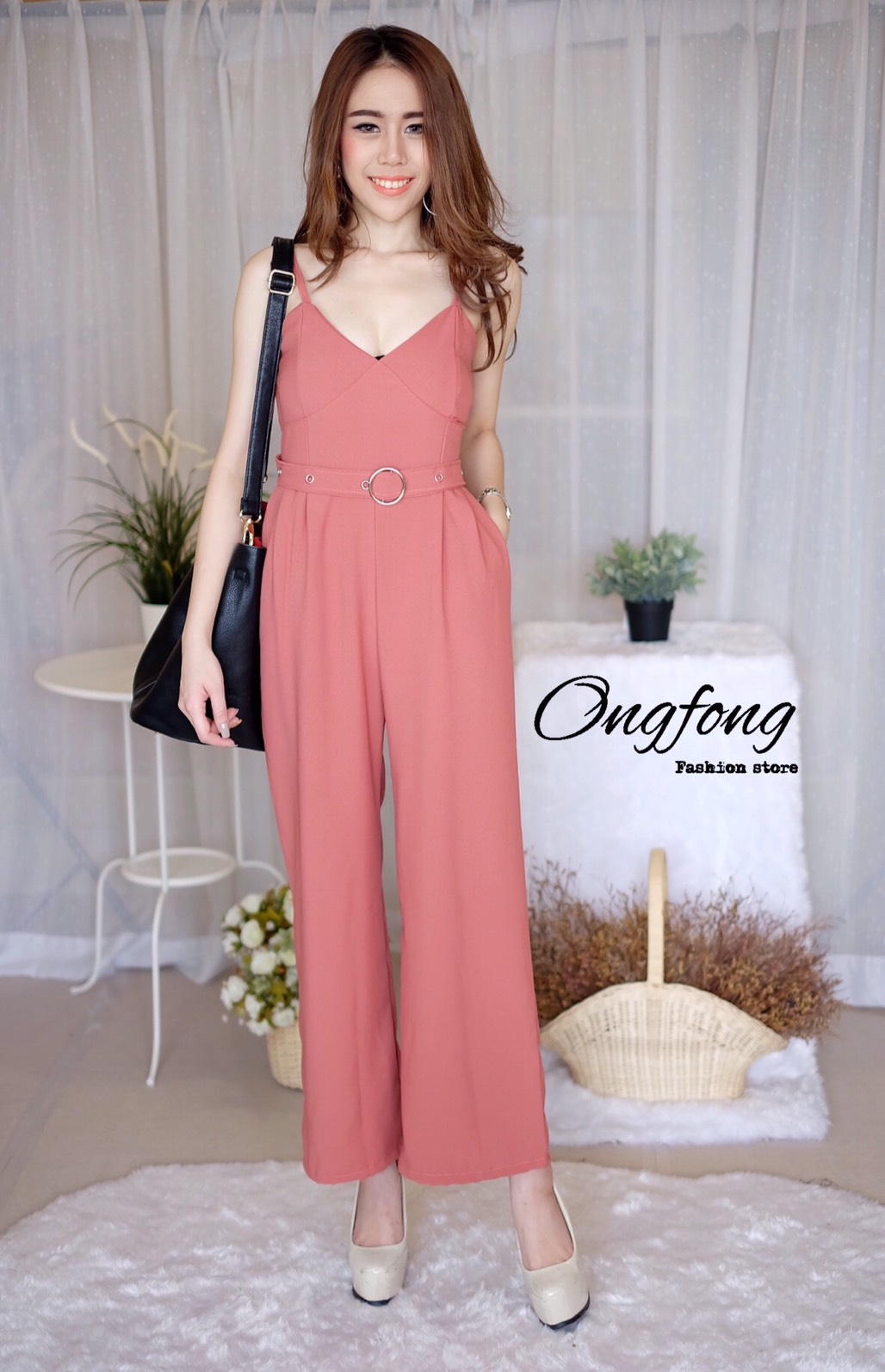 จั๊มสูทสายเดี่ยวขายาวสีพื้น