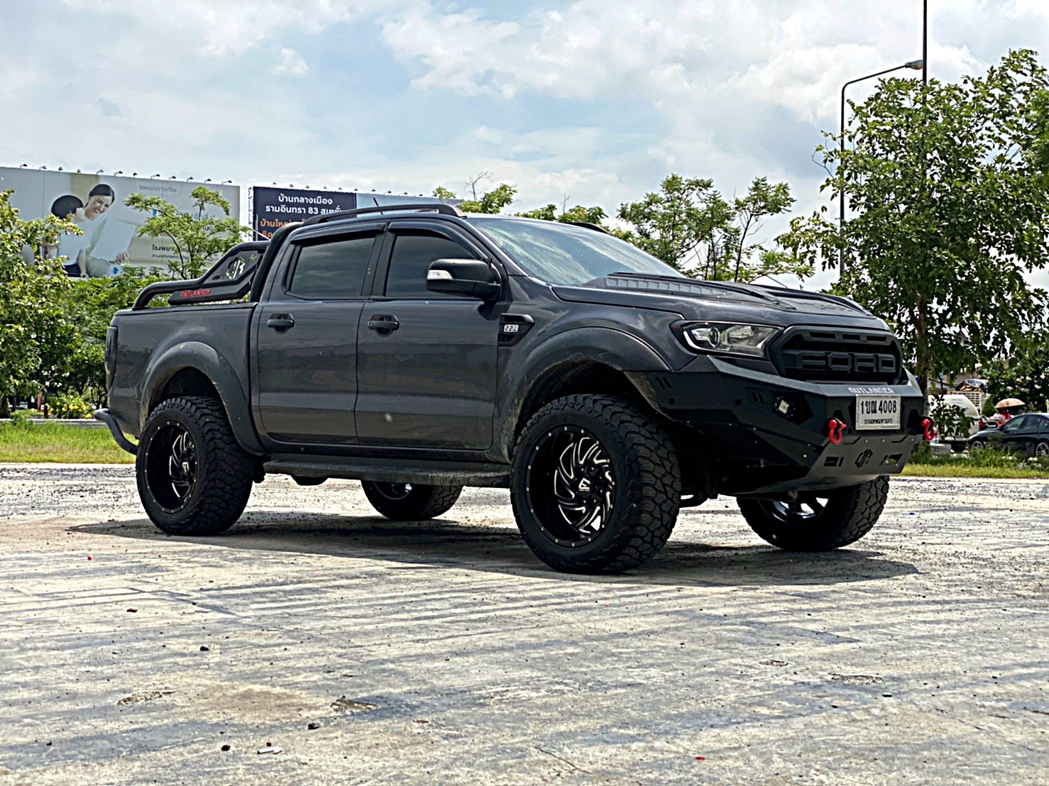 FORD จัดชุดใหม่ ทรงเมกาที่ STEP9