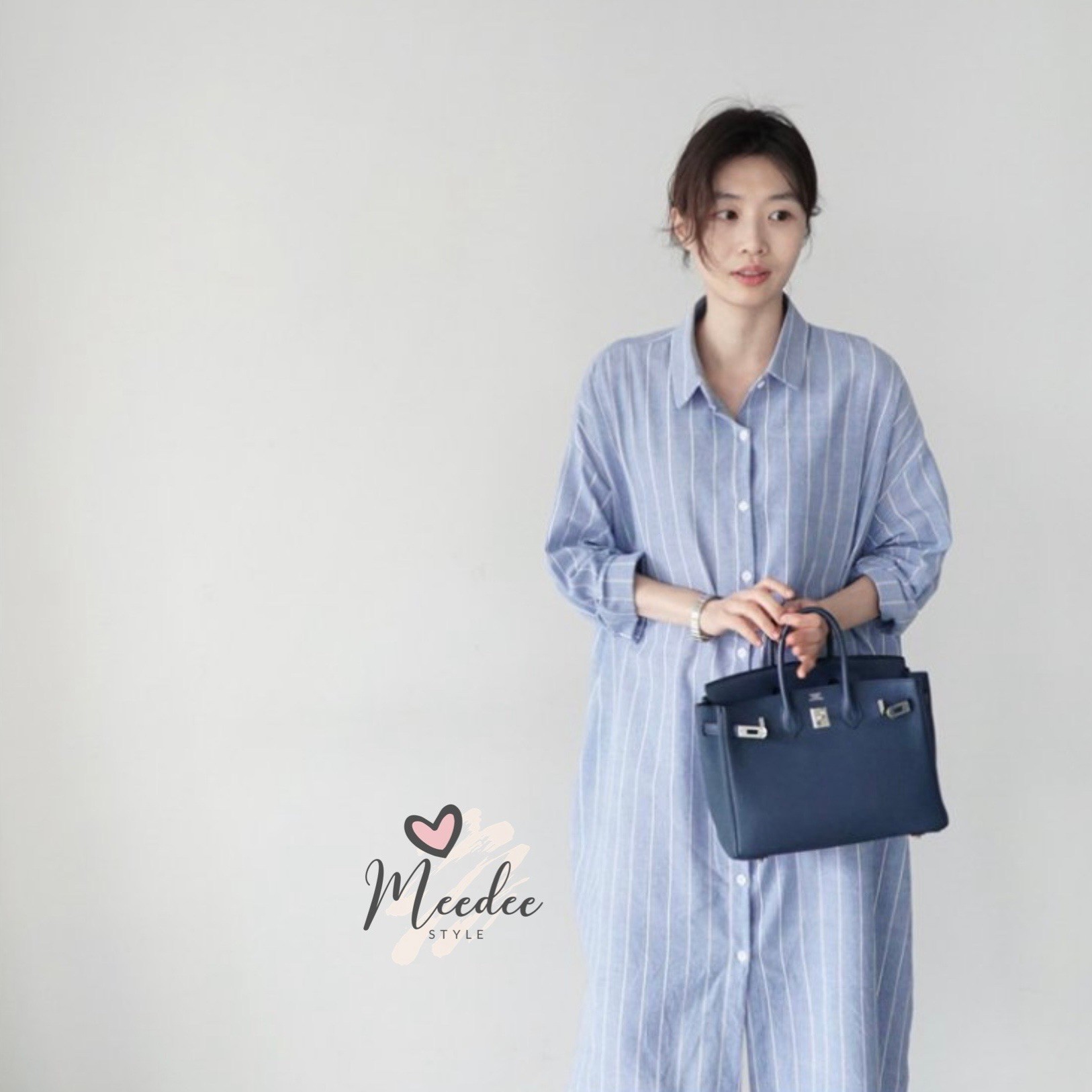 เดรสเชิ้ตลายทาง