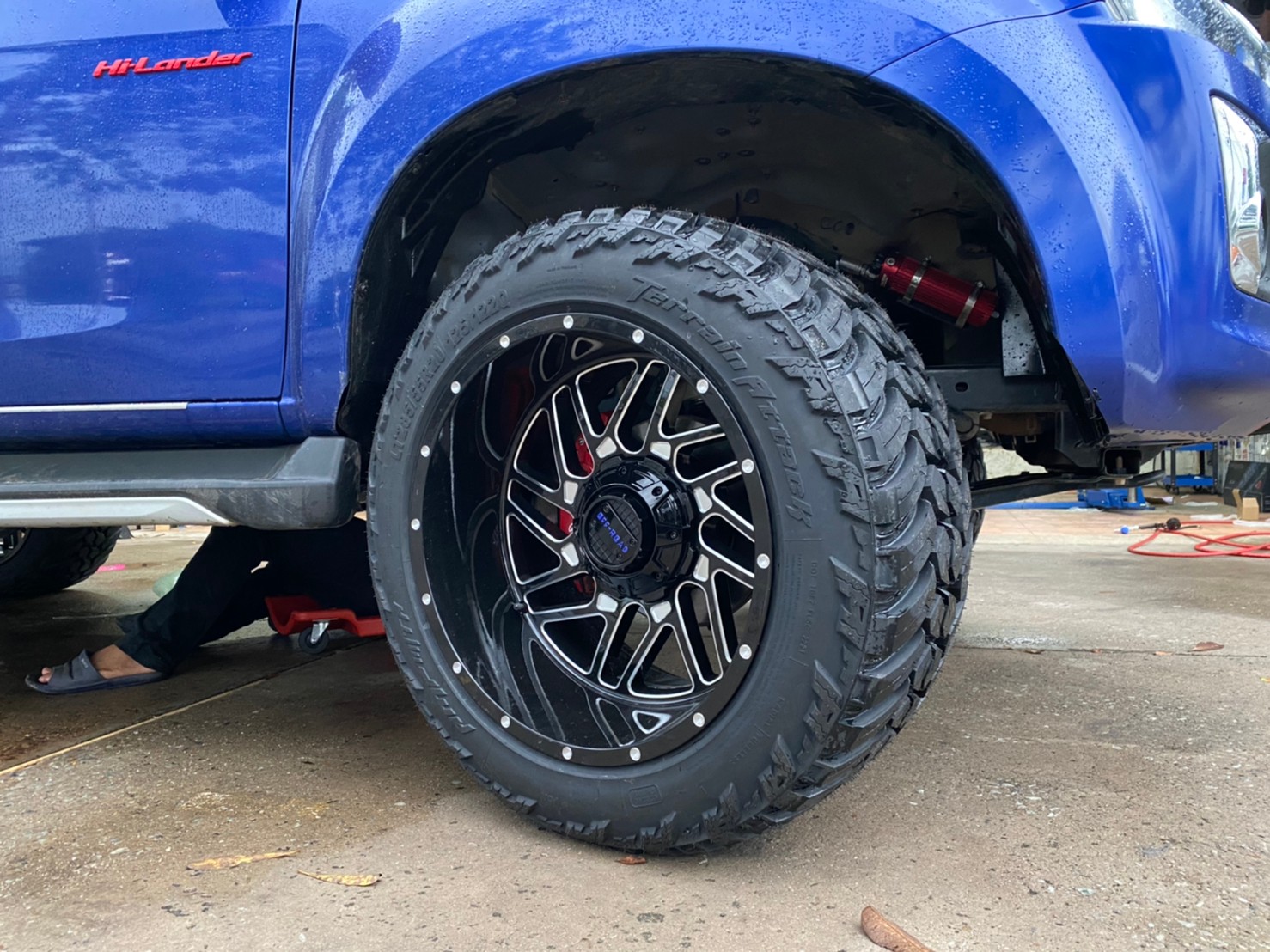 D-MAX มาจากสุพรรณบุรี จัดทรงเมกาที่ STEP9