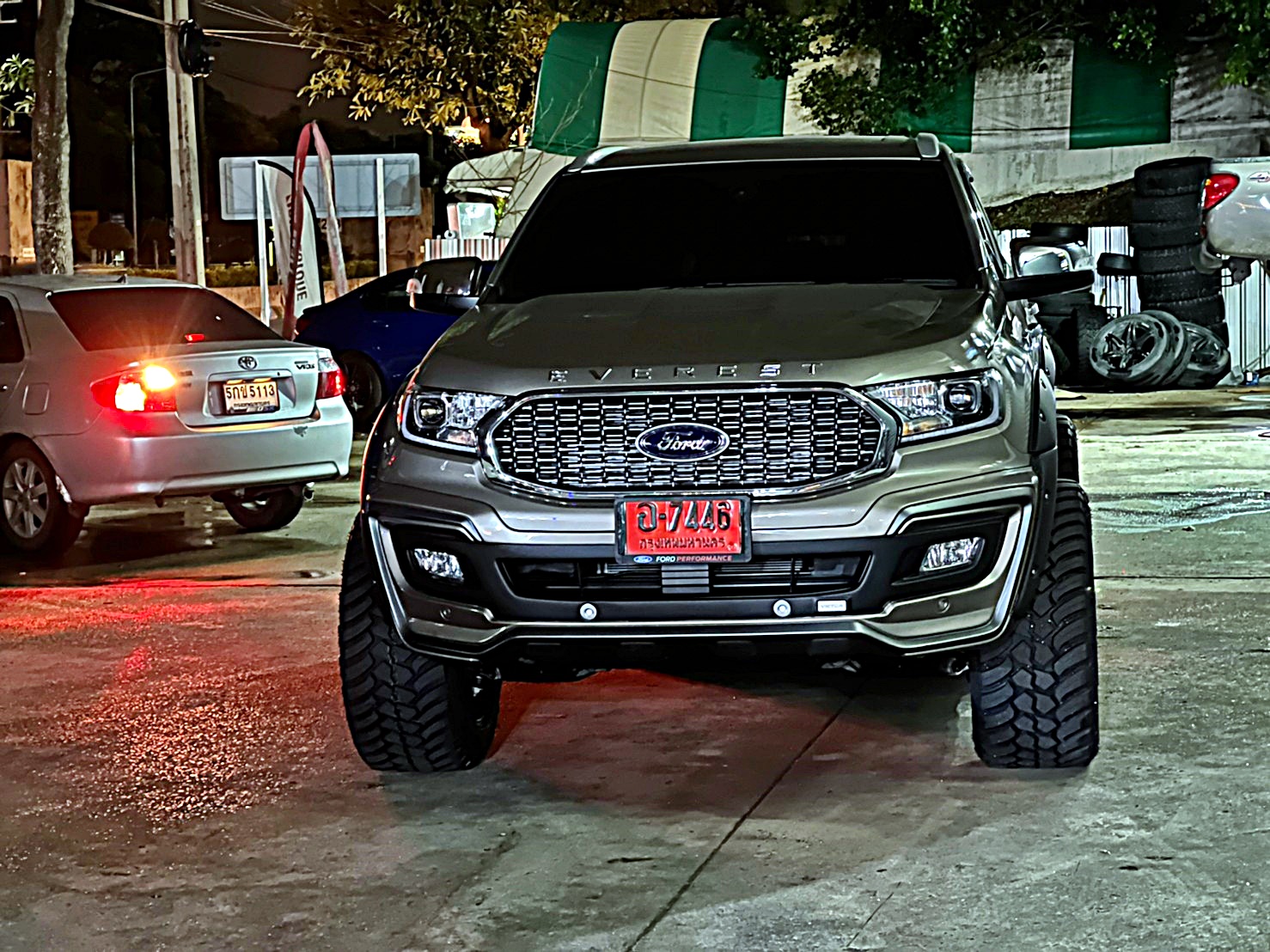 FORD_EVEREST_ทรงเมกา ที่ STEP9