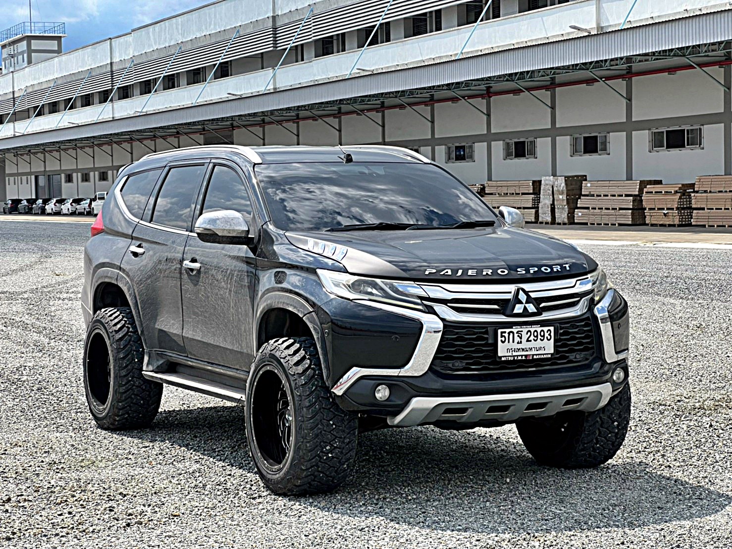 #PAJERO_ทรงเมกา ที่ STEP9