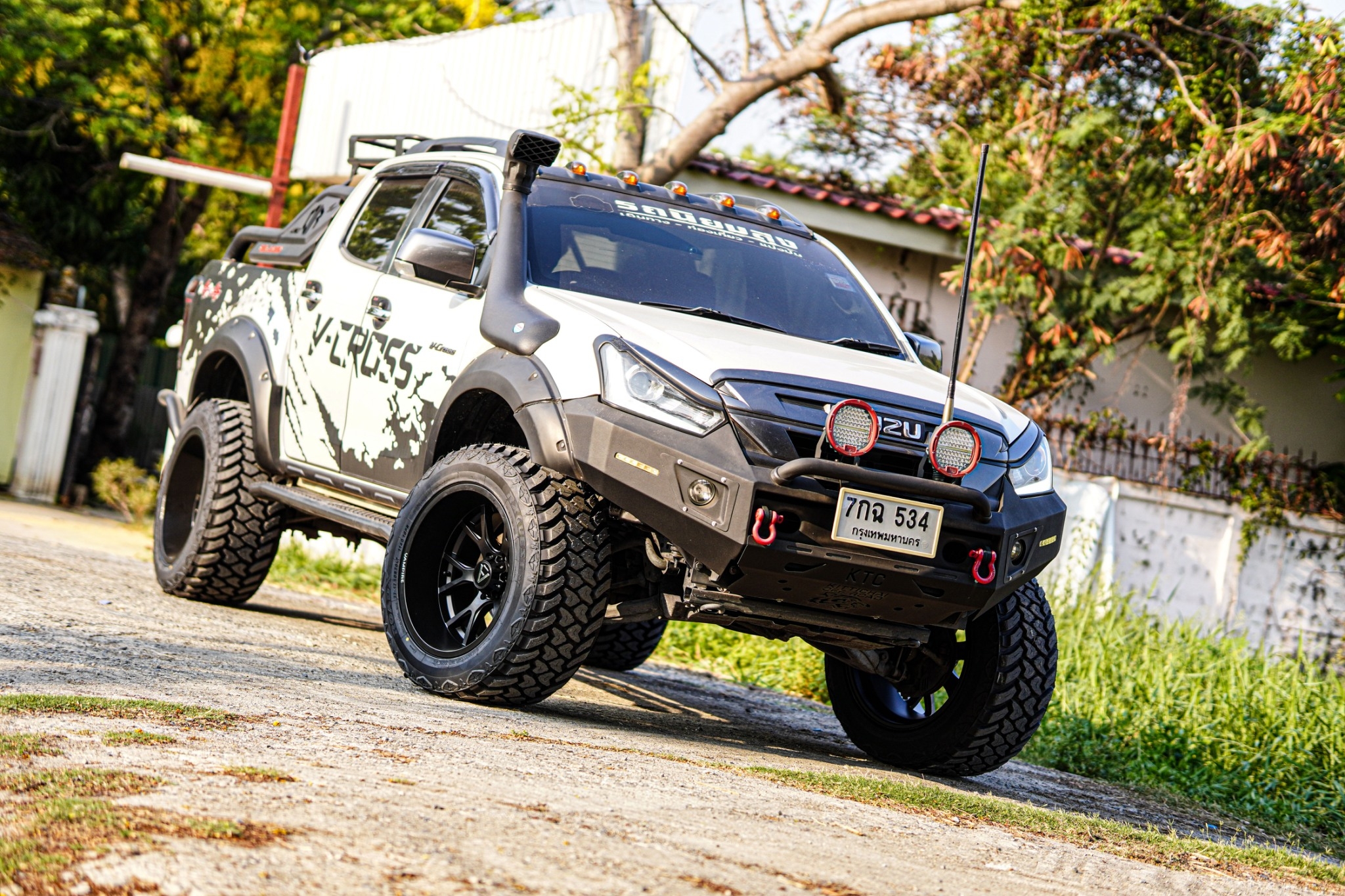 👍ISUZU V-CROSS 👍ชุดโปร ล้อ+ยาง จ่ายแค่ 45900 ปกติ 69000